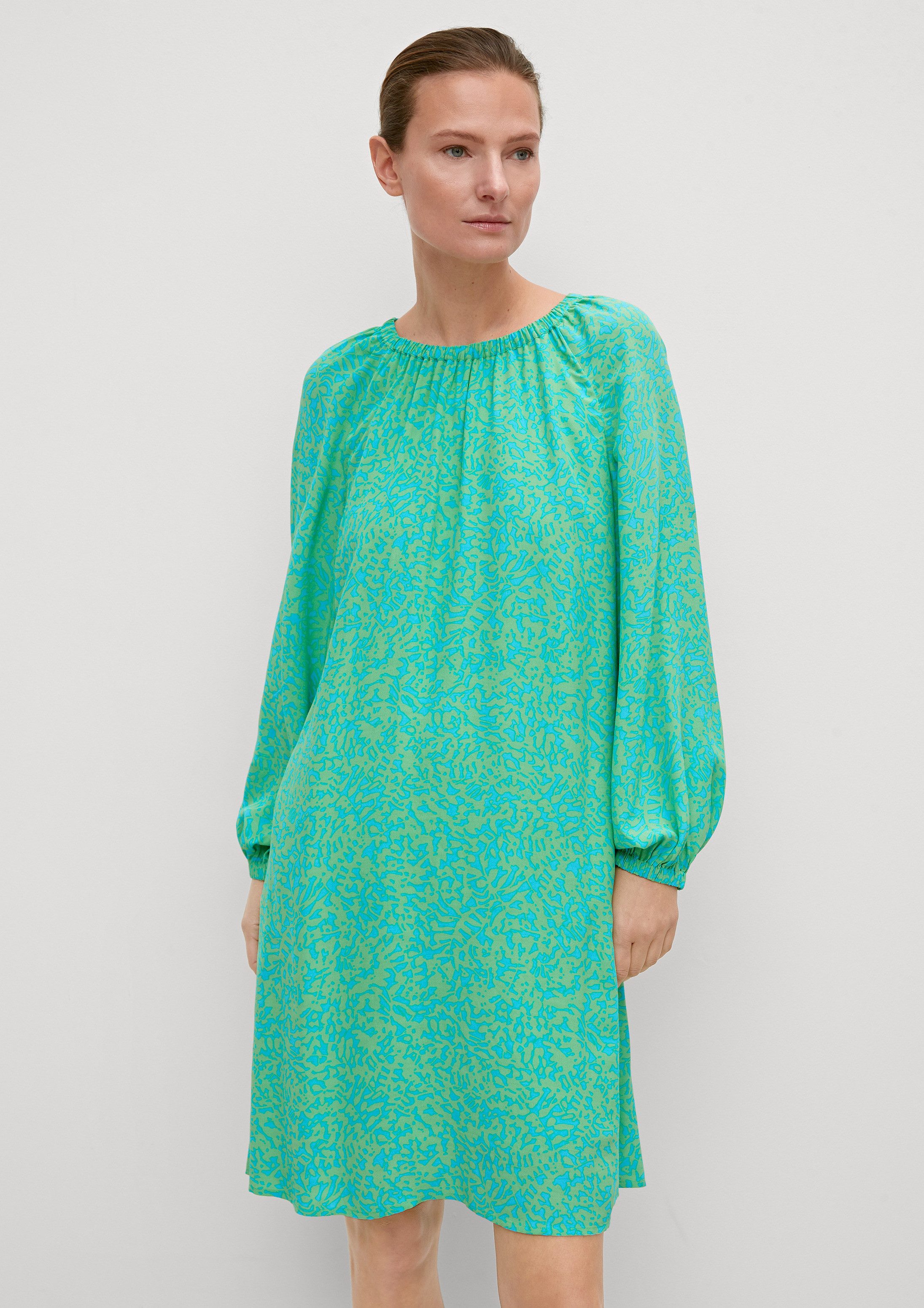 comma Minikleid Kleid Musterkleid aus Viskose