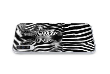 MuchoWow Handyhülle Zebra schwarz-weiß Fotodruck, Phone Case, Handyhülle Samsung Galaxy A70, Silikon, Schutzhülle