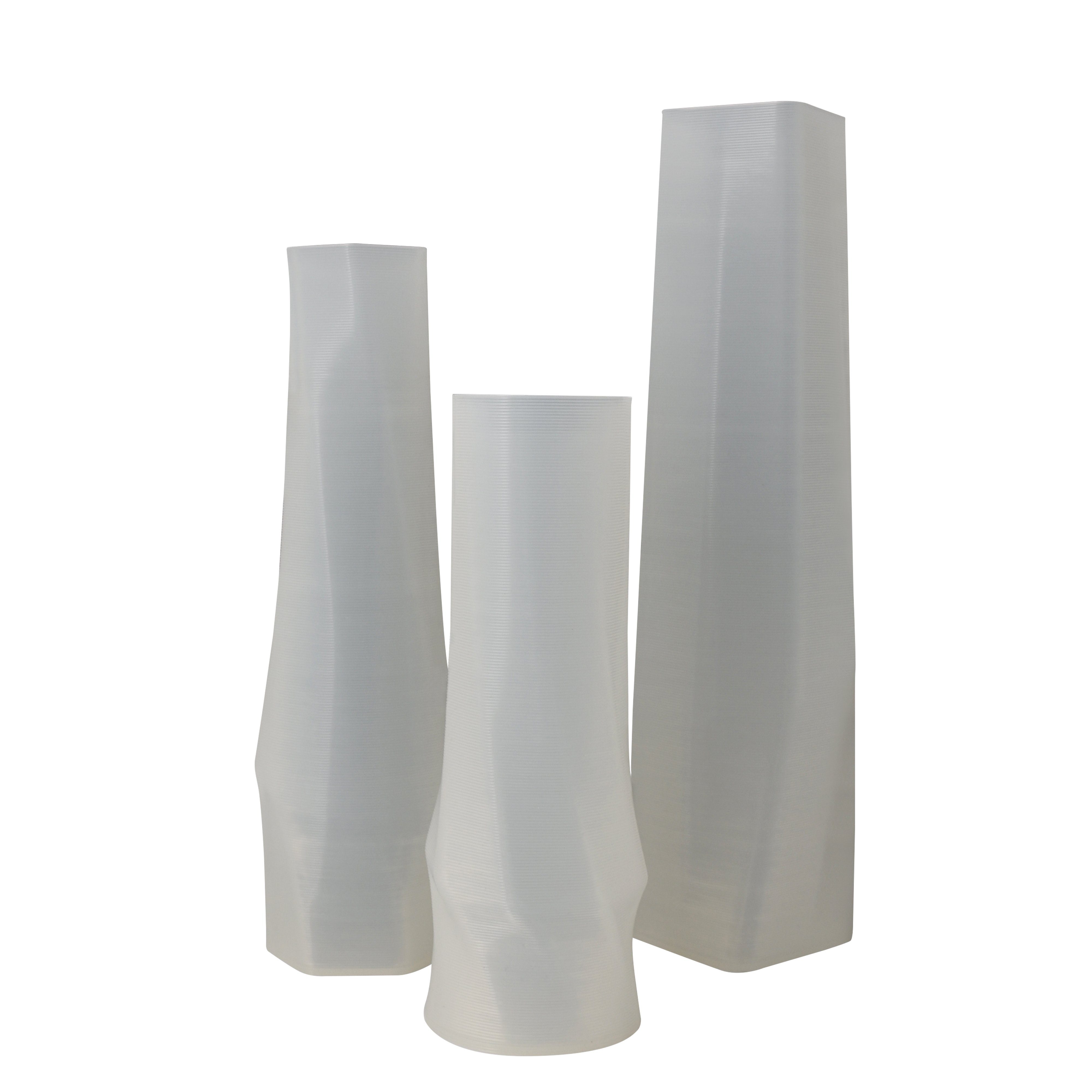 Shapes - Decorations Dekovase geometrio. (deco), 3D Vasen, 3er Set, 3D Dekovase, 100% 3D-Druck (3er Spar-Set, 3 Vasen in verschiedenen Größen), Durchsichtig; Leichte Struktur innerhalb des Materials (Rillung) Weiß