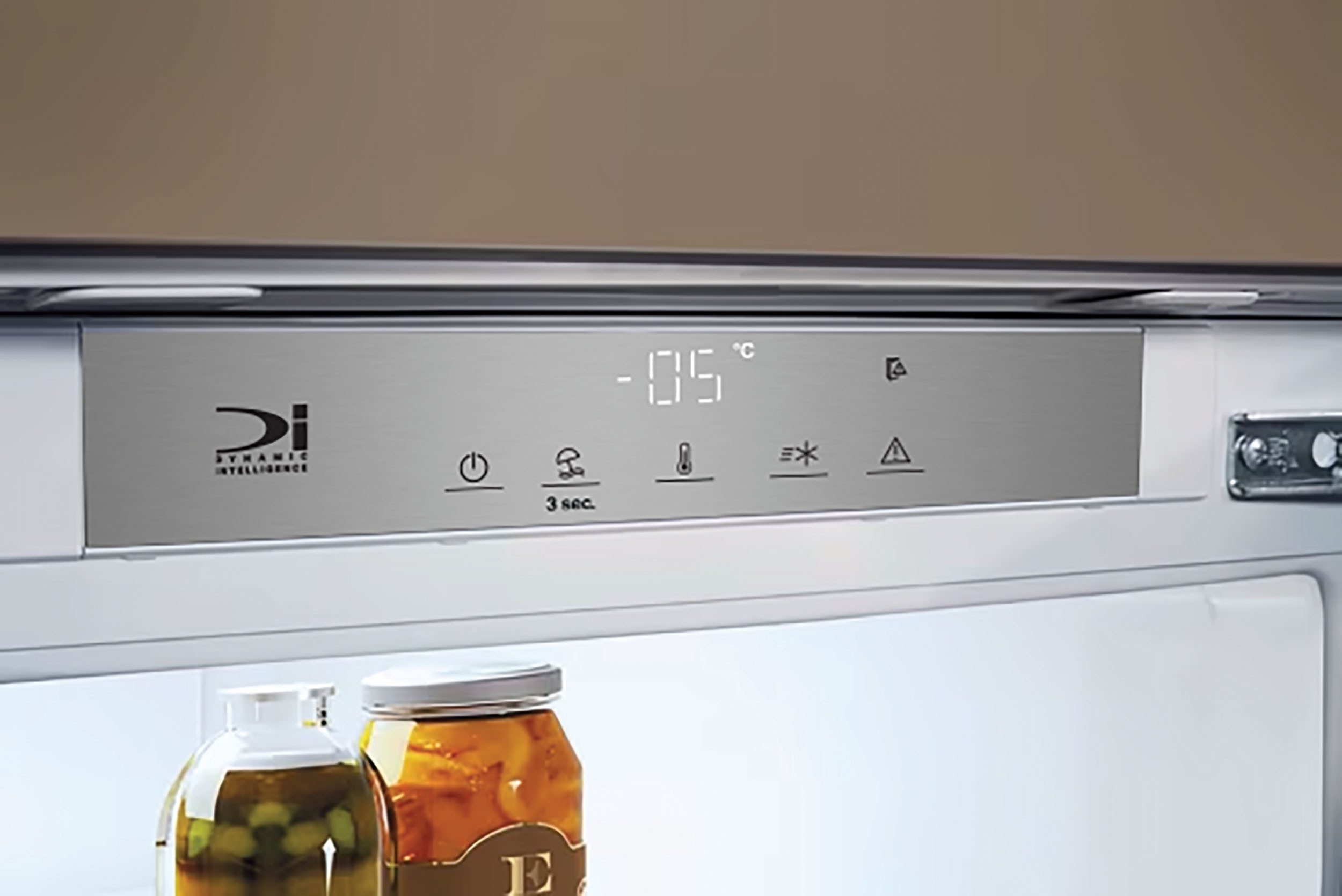 BAUKNECHT Einbaukühlschrank BKSI 12VF3D, 122 cm hoch, 55,7 cm breit, Dynamic Intelligence