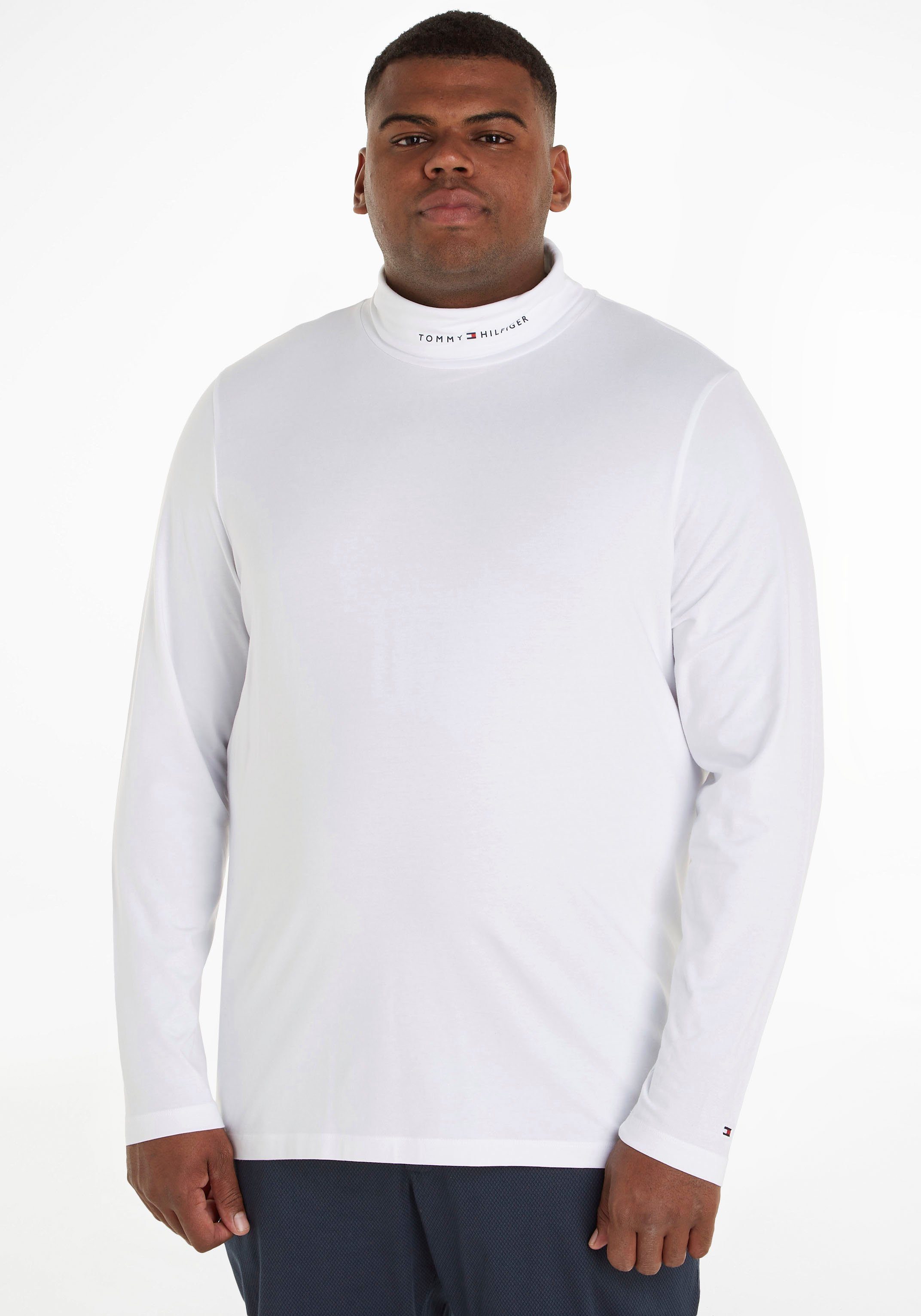 Tommy Hilfiger Big & Tall Rollkragenshirt mit dezentem Logoschriftzug am Kragen weiß