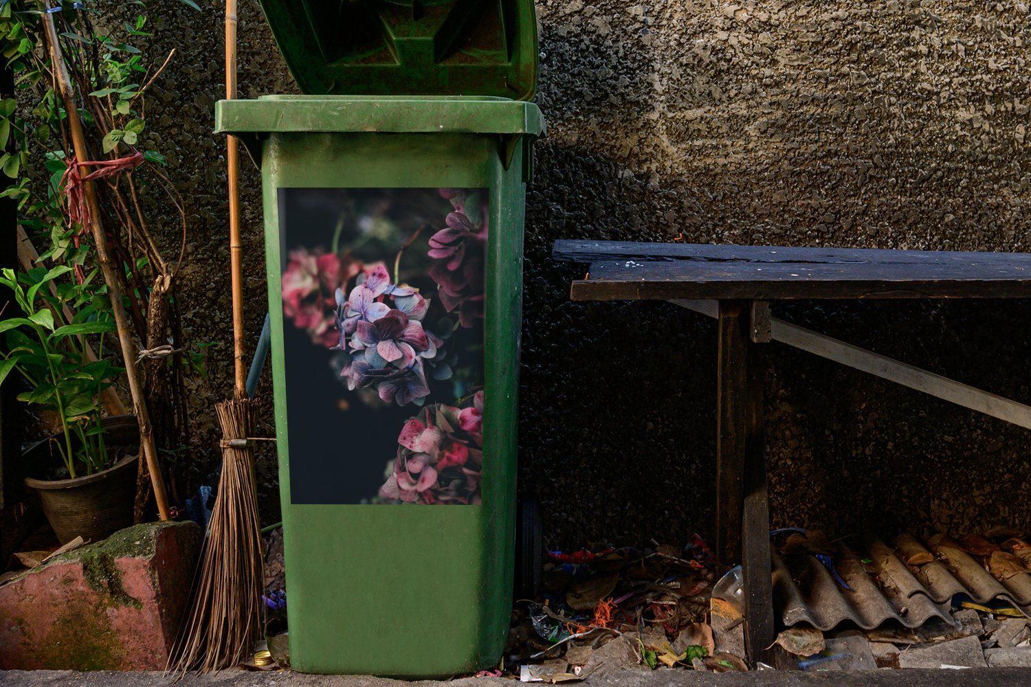 MuchoWow Wandsticker Blumen (1 Container, Mülltonne, Abfalbehälter St), Licht Sticker, - Makro - Mülleimer-aufkleber