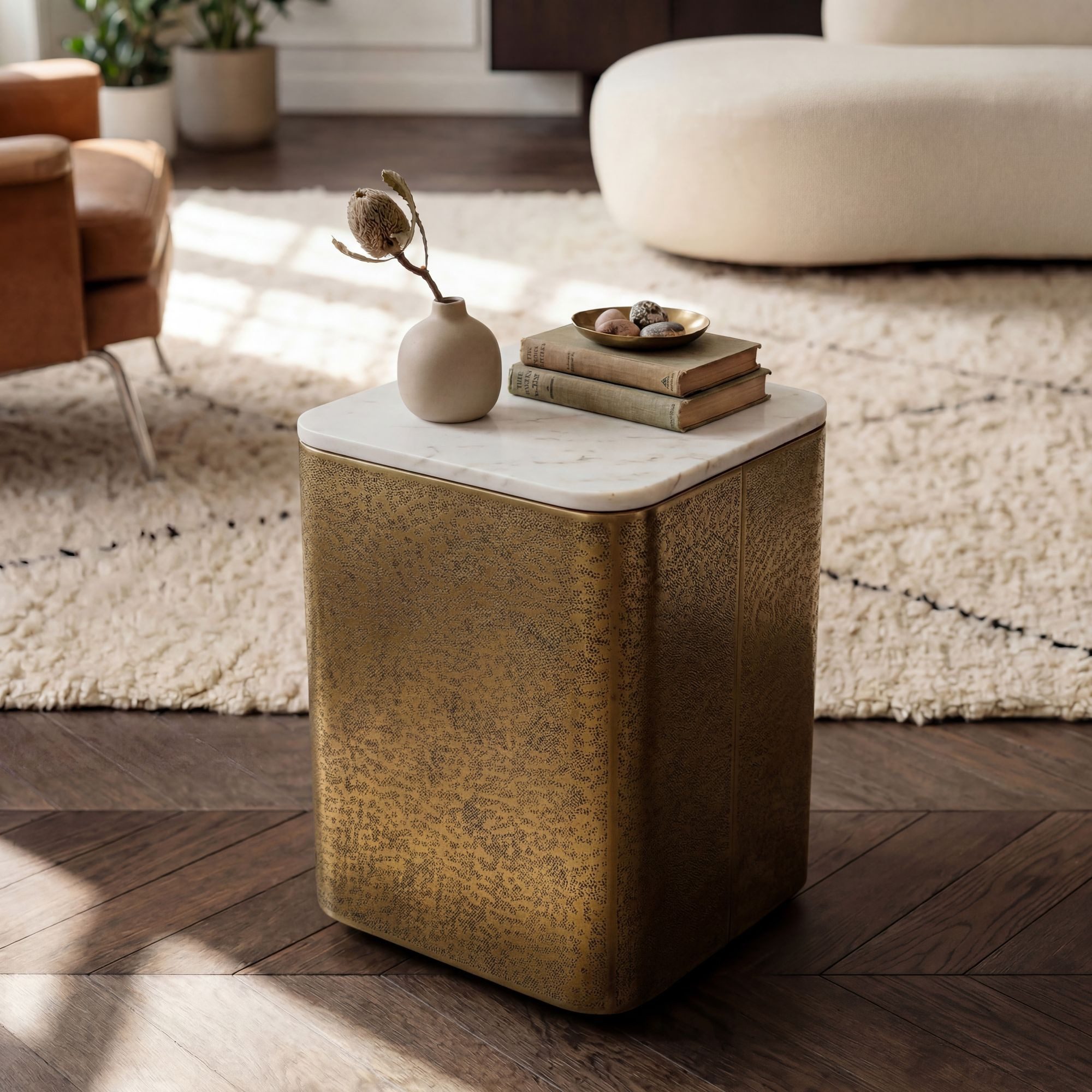 FINEBUY Beistelltisch FB116596 Sofatisch Marmor Wohnzimmertisch 33cm Couchtisch Handmade (Eleganter Tisch in antiker Goldoptik), Massive Platte aus edlem weißem Marmor