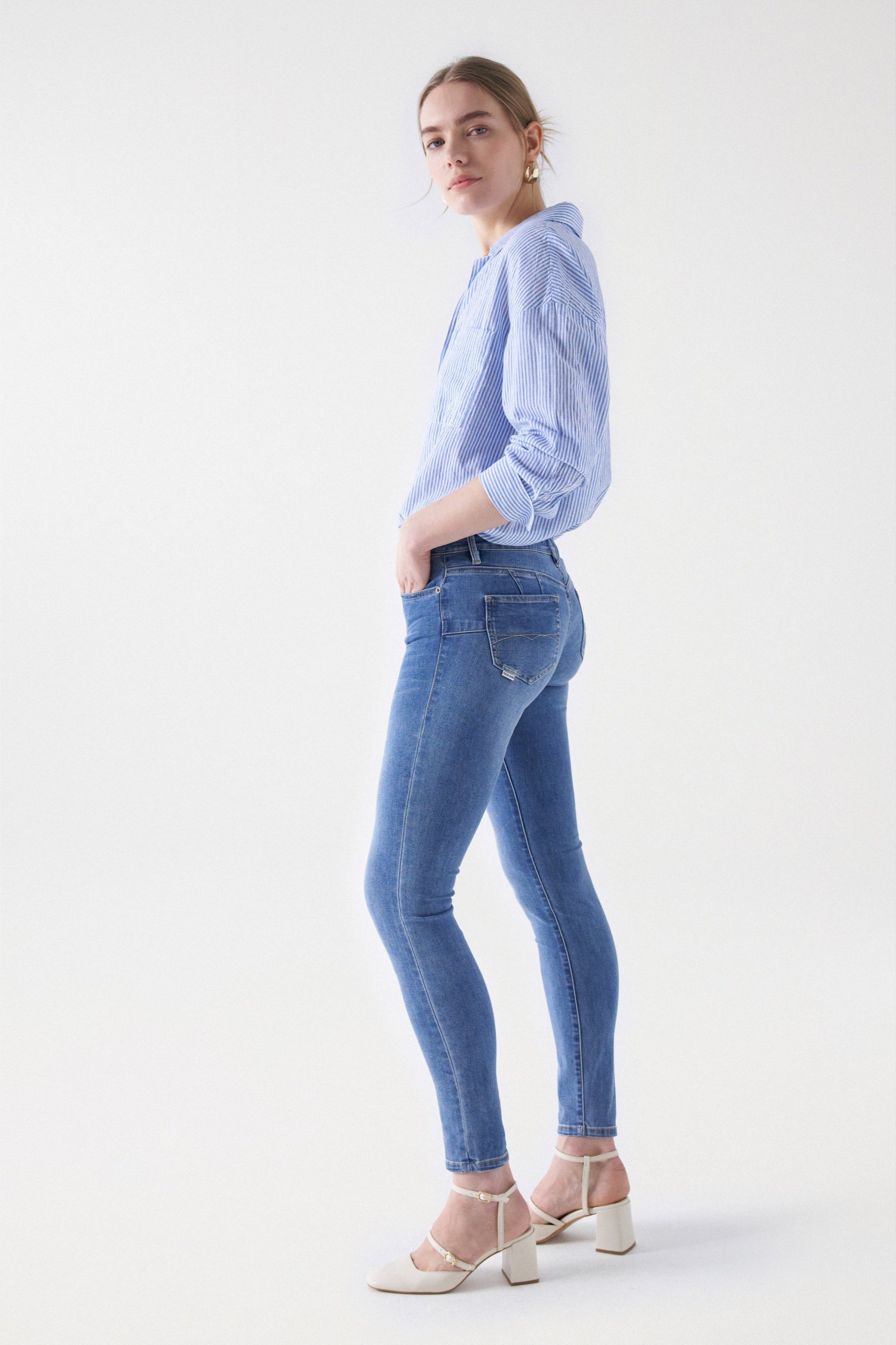 Salsa Stretch-Jeans SALSA JEANS WONDER PUSH UP light blue 21008459.852