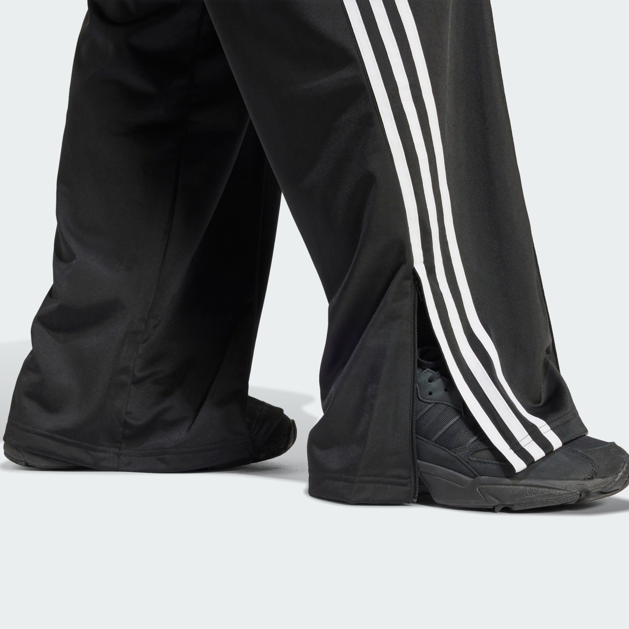 Originals TRAININGSHOSE Black FIREBIRD Jogginghose LOOSE adidas