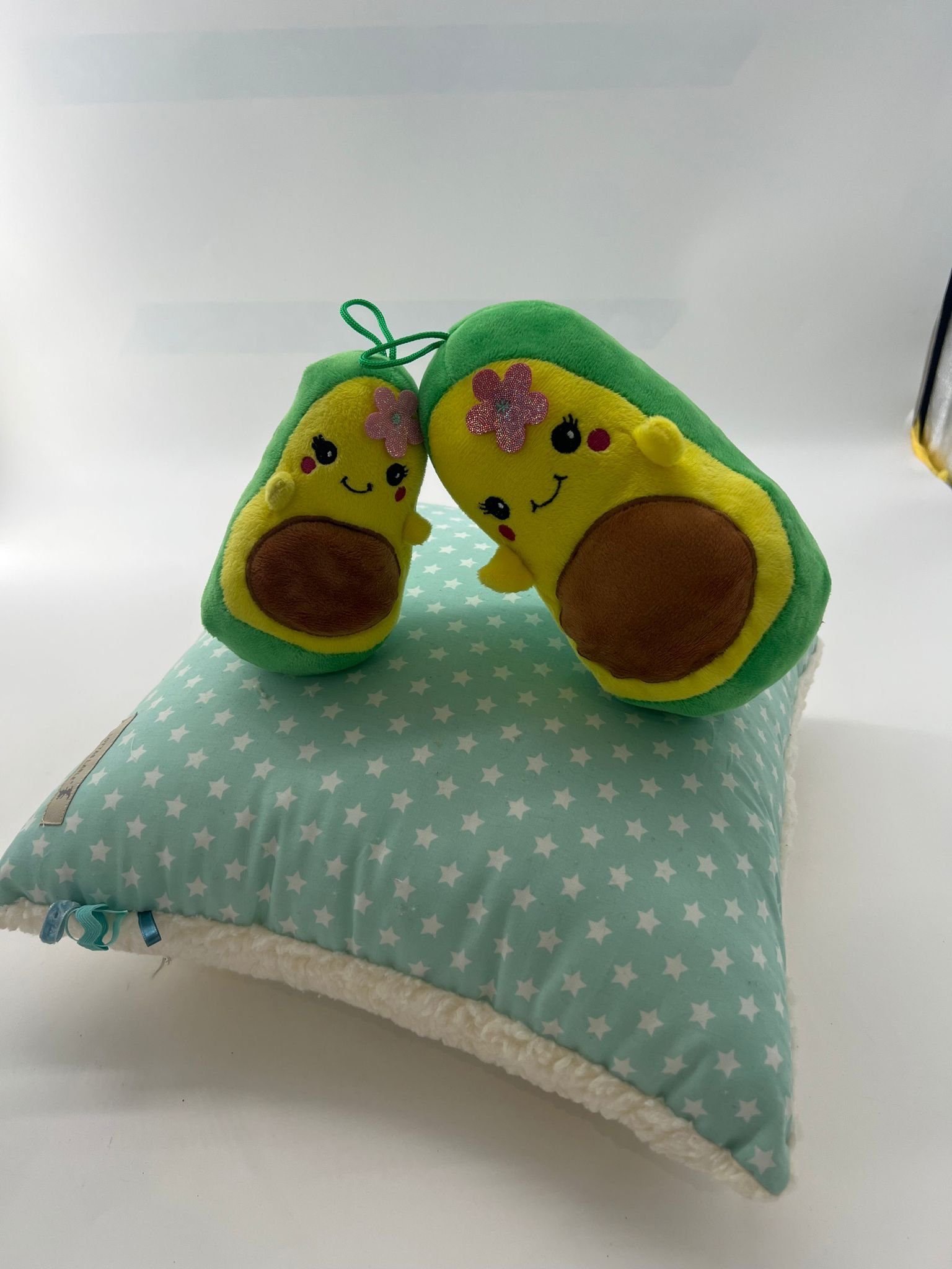 soma Kuscheltier süße Avocado 25 cm Lebensmittel Früchte grün Gesicht (1-St), avocado kuscheltier avocado kissen Plüschkissen