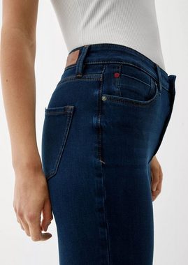 s.Oliver Skinny-fit-Jeans IZABELL Passform: Skinny, Bundhöhe: High rise, Beinverlauf: Skinny-Leg-Form