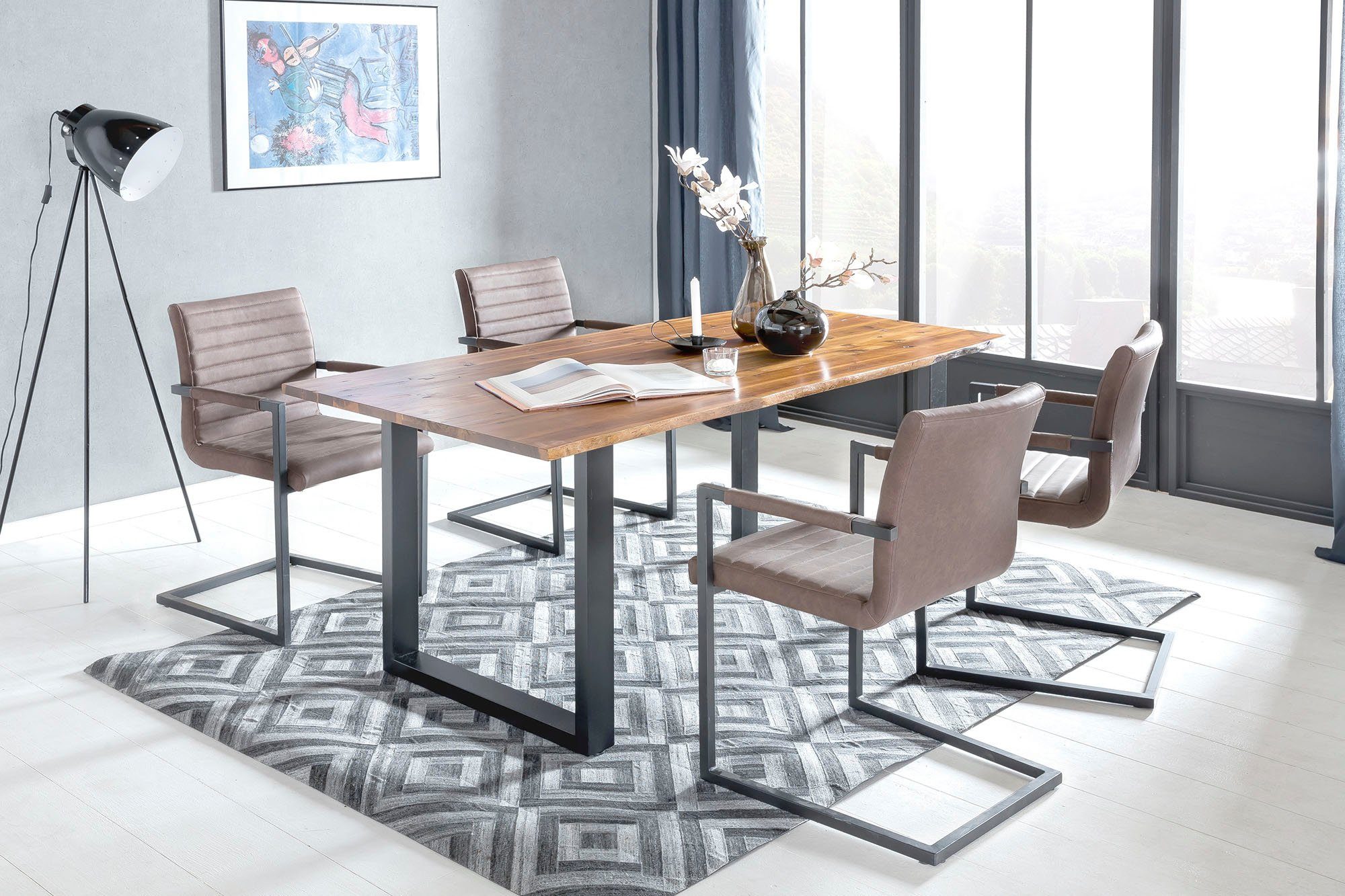 SalesFever Baumkantentisch Villach Esstisch mit natürlicher Ausstrahlung, Sichtbare Maserung und Astlöcher, Esstisch aus Massivholz