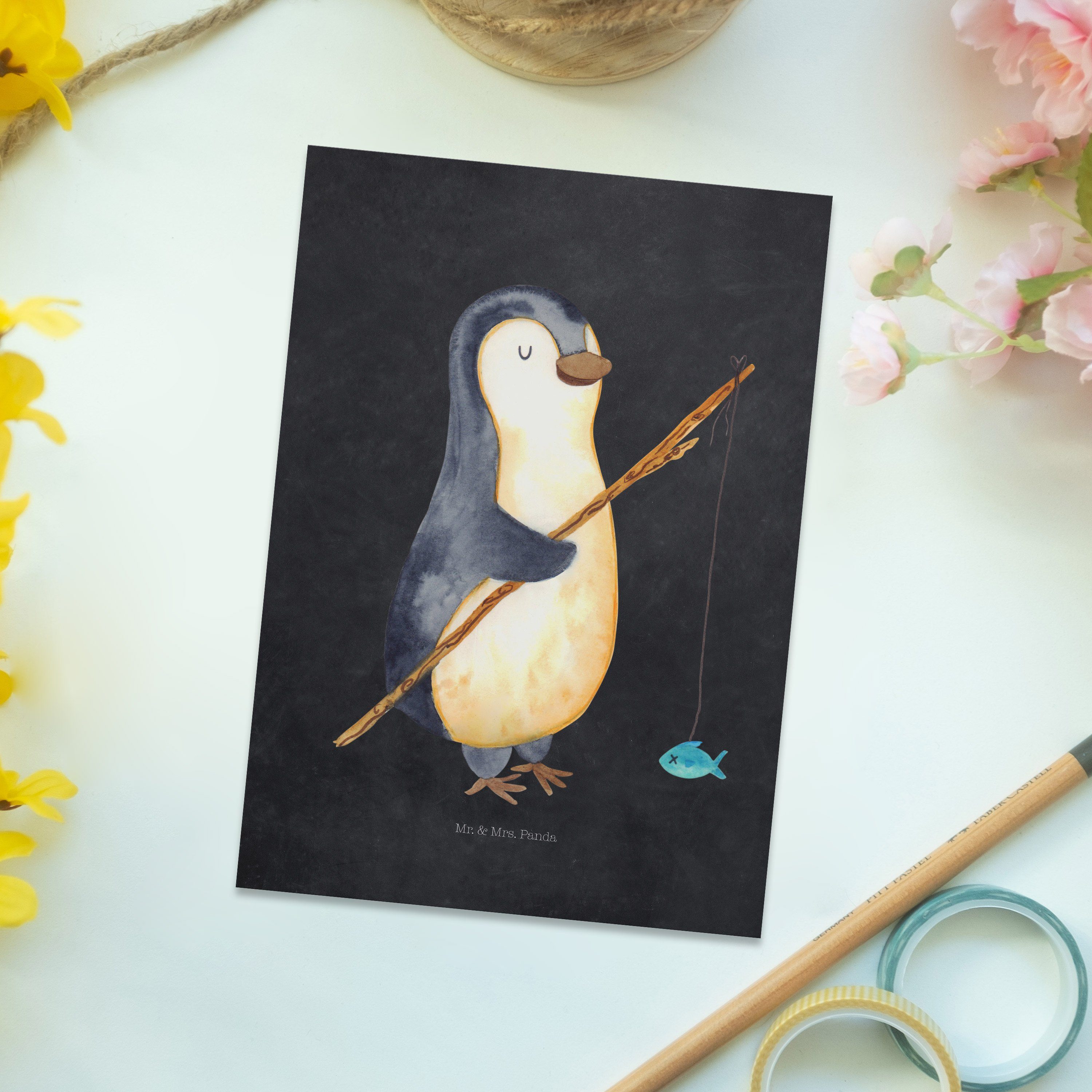 Mr. & Pinguin Mrs. - Wo Ansichtskarte, Kreidetafel Geschenk, Panda - Angler Postkarte verträumt