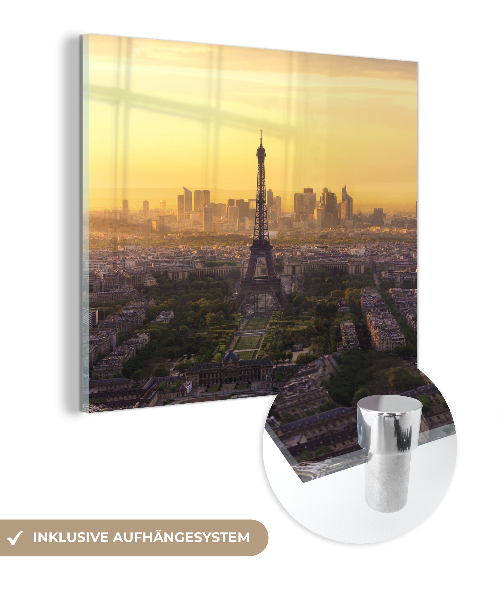 MuchoWow Acrylglasbild Der Eiffelturm in der Mitte von Paris, (1 St), Glasbilder - Bilder auf Glas Wandbild - Foto auf Glas - Wanddekoration