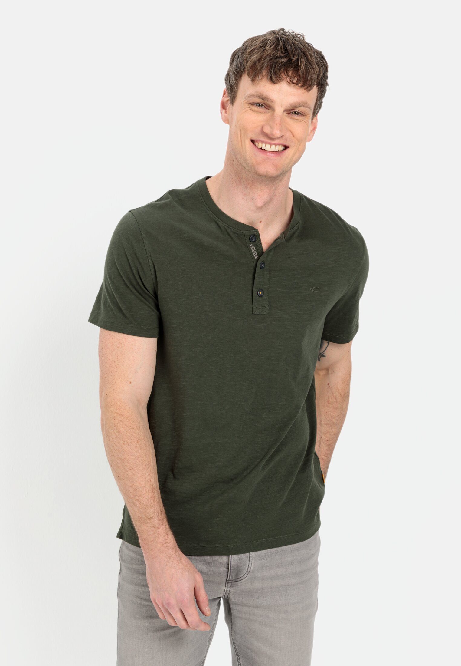camel active Henleyshirt Kurzarm Henleyshirt aus reiner Baumwolle Kurzarm