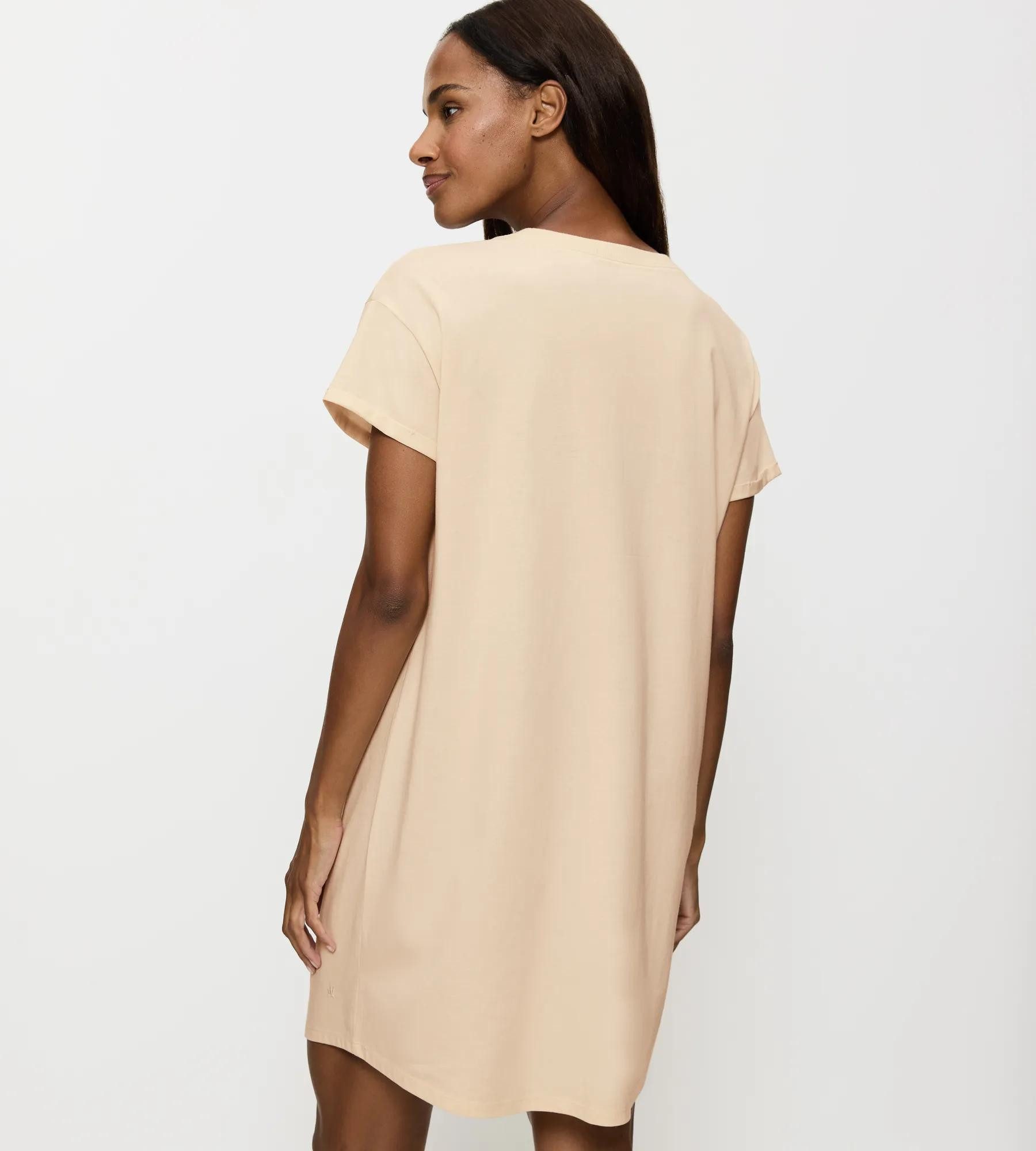 Triumph Nachthemd Nightdresses NDK X weich, atmungsaktiv, gerippter Rundhalsausschnitt, Kurzarm