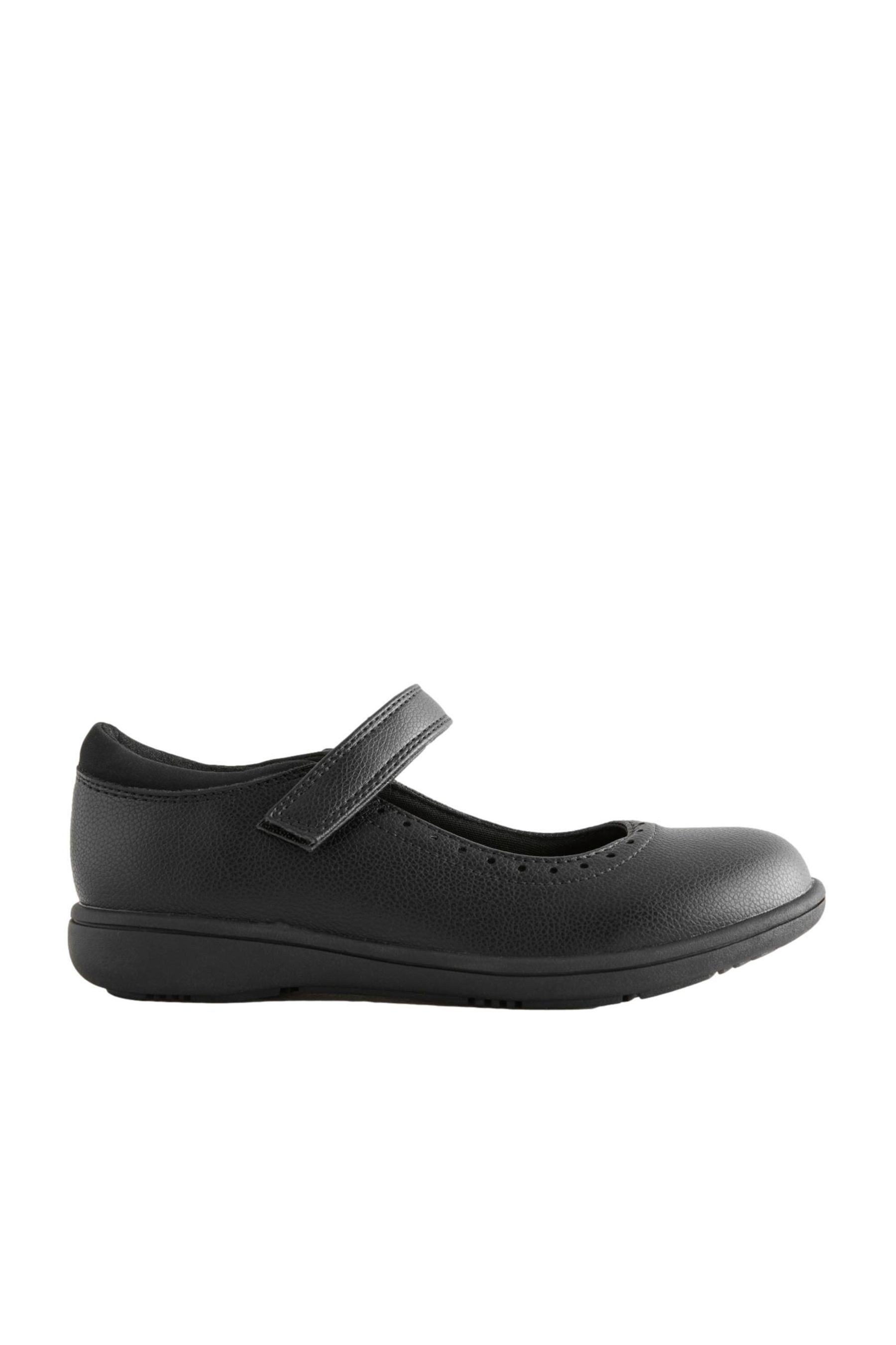 Next Mary-Jane-Schuhe Brogue, schmale Passform Mary-Jane-Schuhe