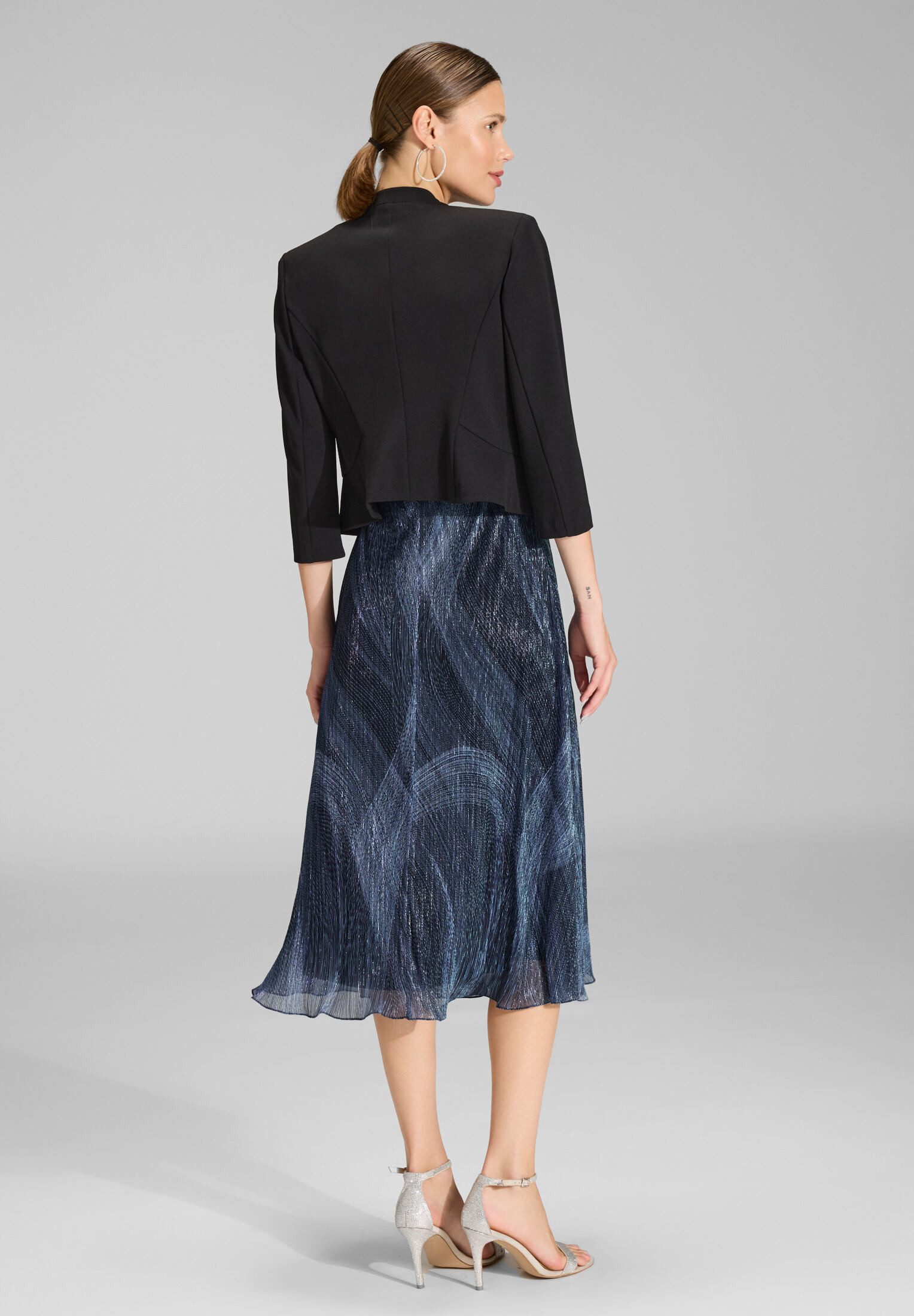 SWING Jackenblazer - Taillierte Jacke aus Jersey Crêpe Taillierter Schnitt