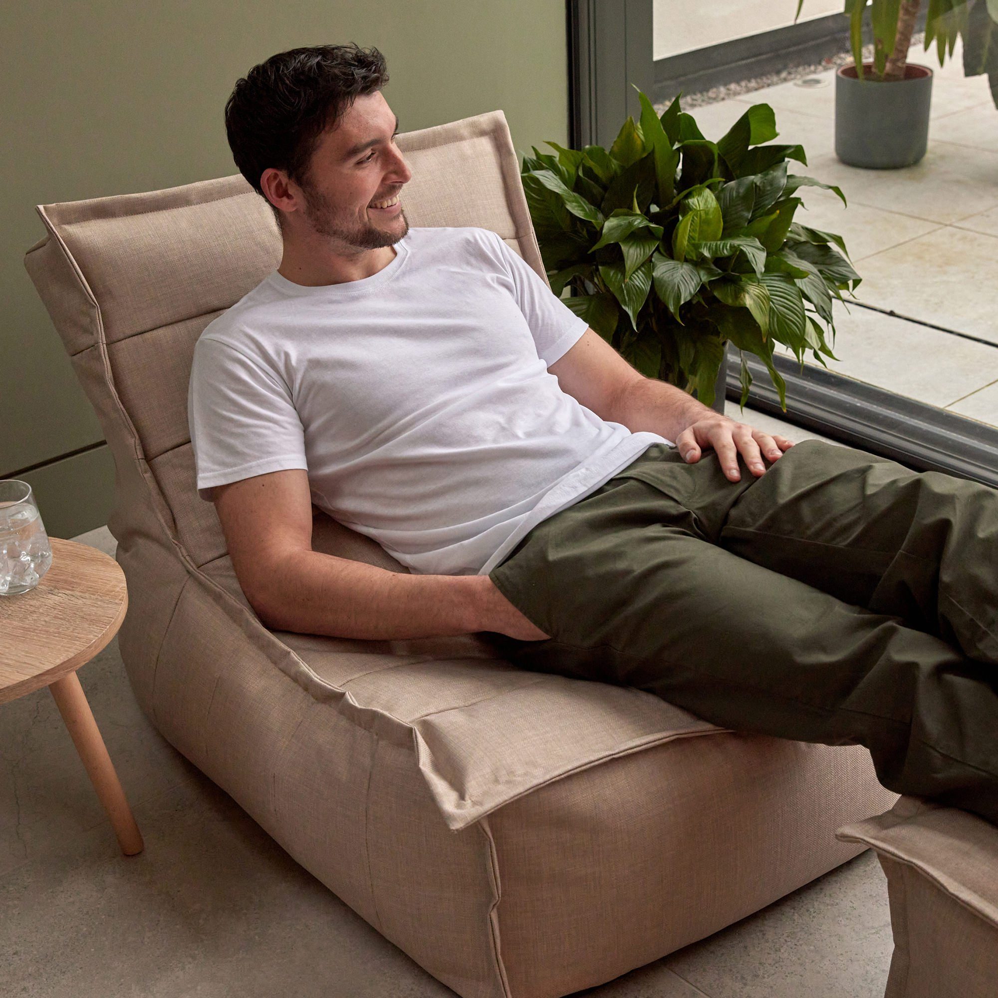 icon Sitzsack Liege Indoor Outdoor „Dolce", 75x75x96cm, Made in Germany, UV-beständig, wetterfest