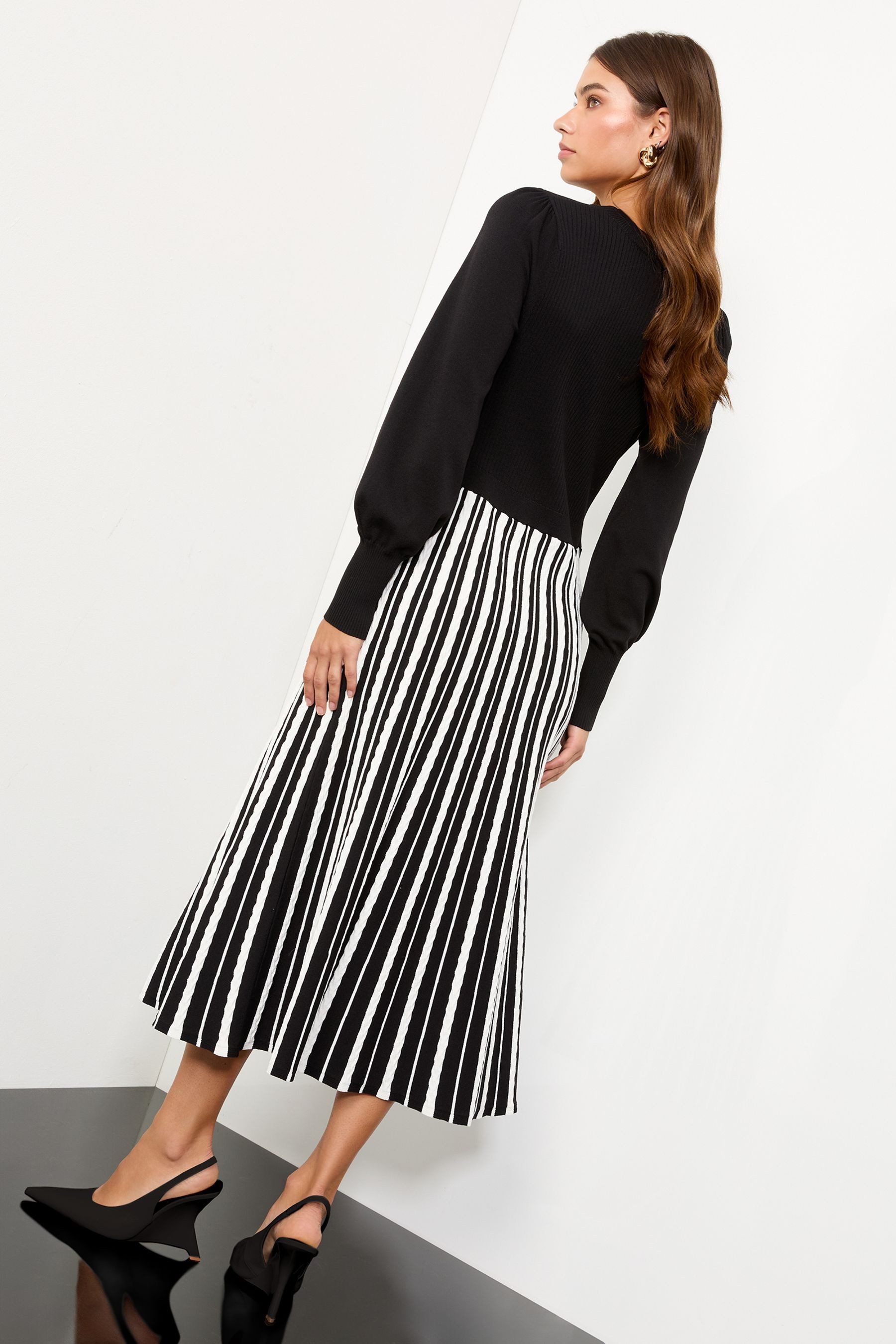 LIPSY Midikleid Lipsy Strickkleid in Midilänge, Regular (1-tlg) günstig online kaufen