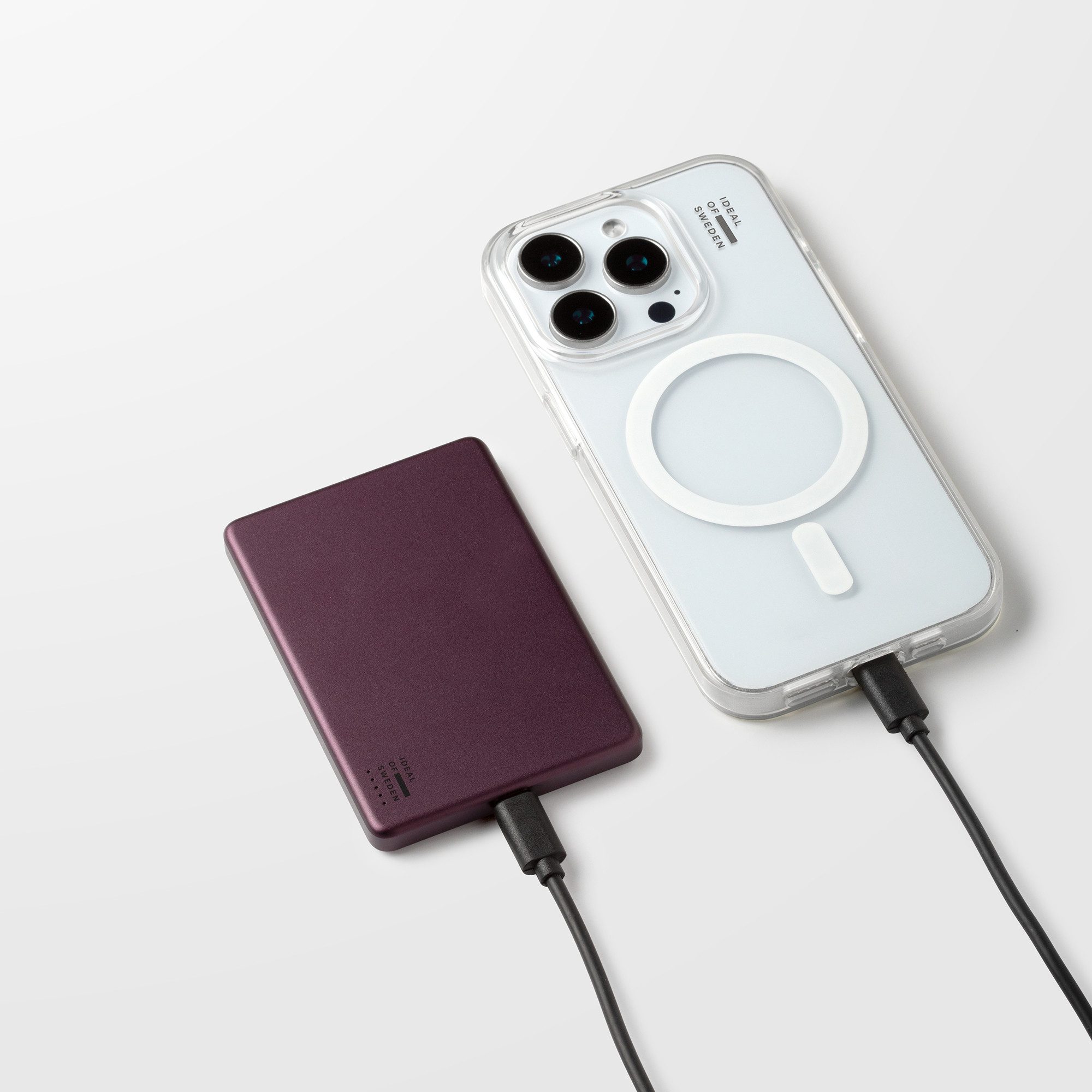 iDeal of Sweden iDeal of Sweden Slim MagSafe Powerbank 5.000 mAh - Kabellose Powerbank Powerbank (1 St)
