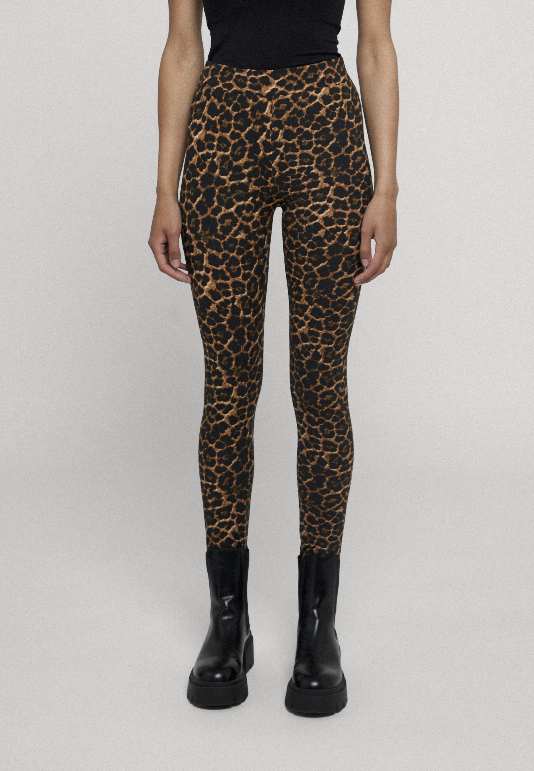 URBAN CLASSICS Leggings Urban Classics Damen Ladies Soft AOP Leggings (1-tlg)