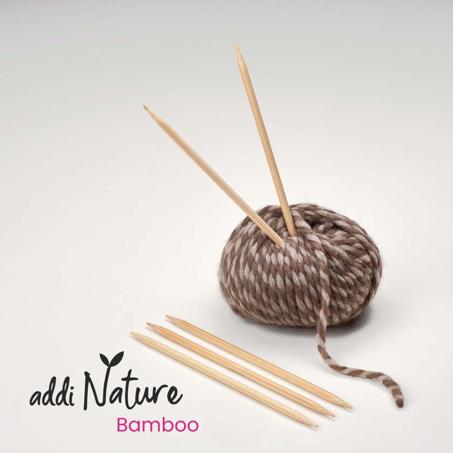 addi Strumpfstricknadeln addiNature Bamboo Nadelspiel aus Bambus Länge 15 cm, Nadelspiel in verschiedenen Stärken, 5 Strumpfstricknadeln, Bambus, gewachst, 15 cm, 5 Nadeln