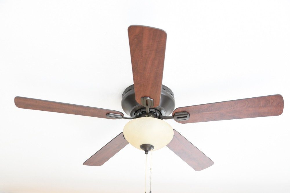 Westinghouse Deckenventilator Deckenventilator Everett Espresso 132 cm mit Licht, Mit Zugschnur