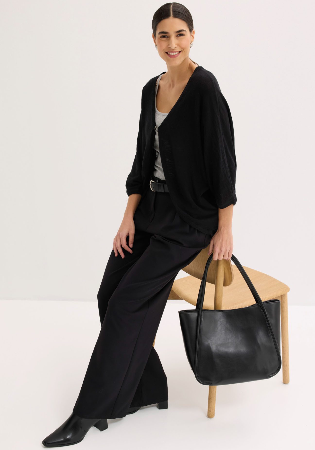 bonprix Strickjacke Oversize-Passform, 3/4-Ärmel, eleganter Stil, aus Baumwolle