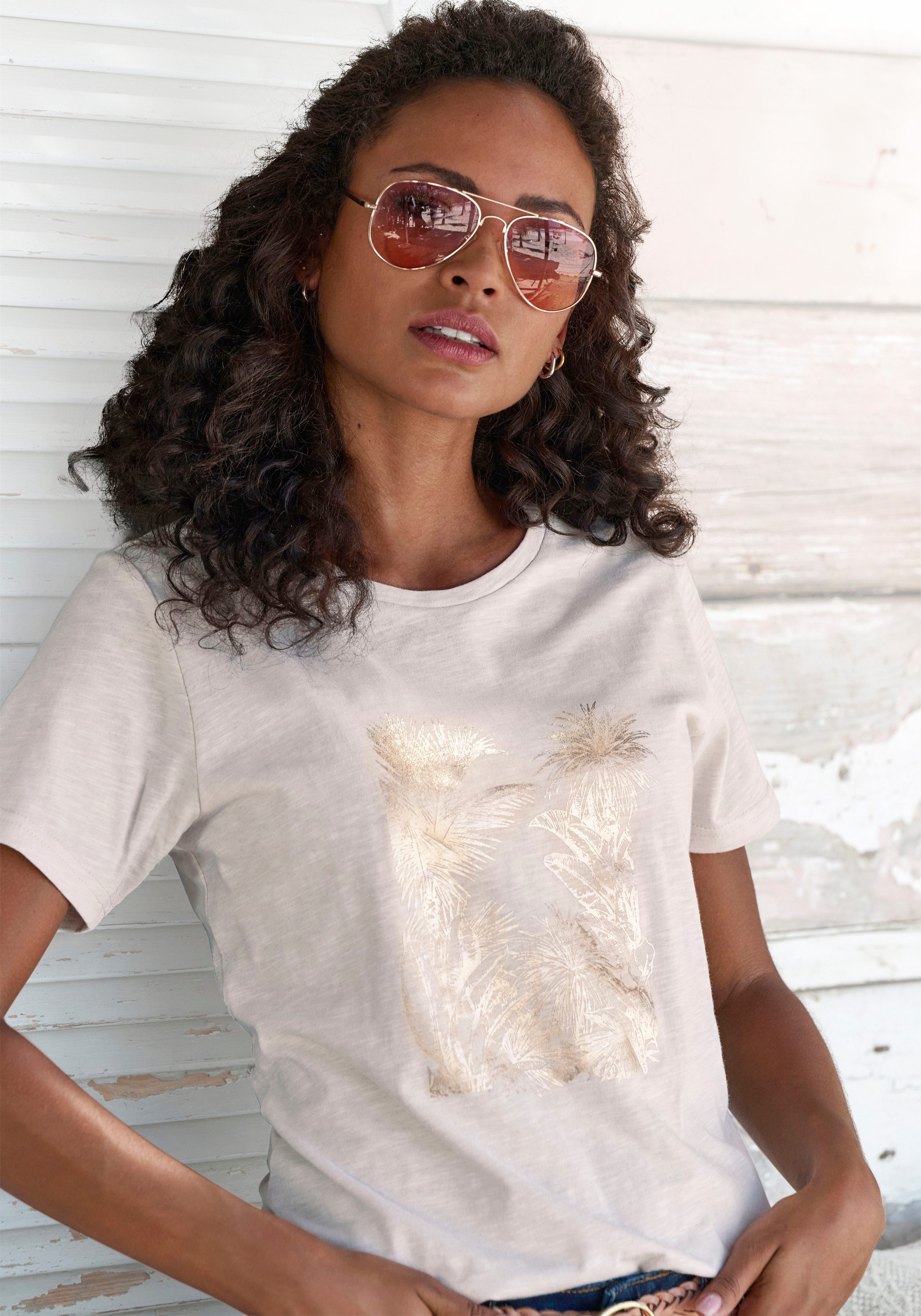 Vivance T-Shirt mit goldfarben schimmerndem Folienprint günstig online kaufen
