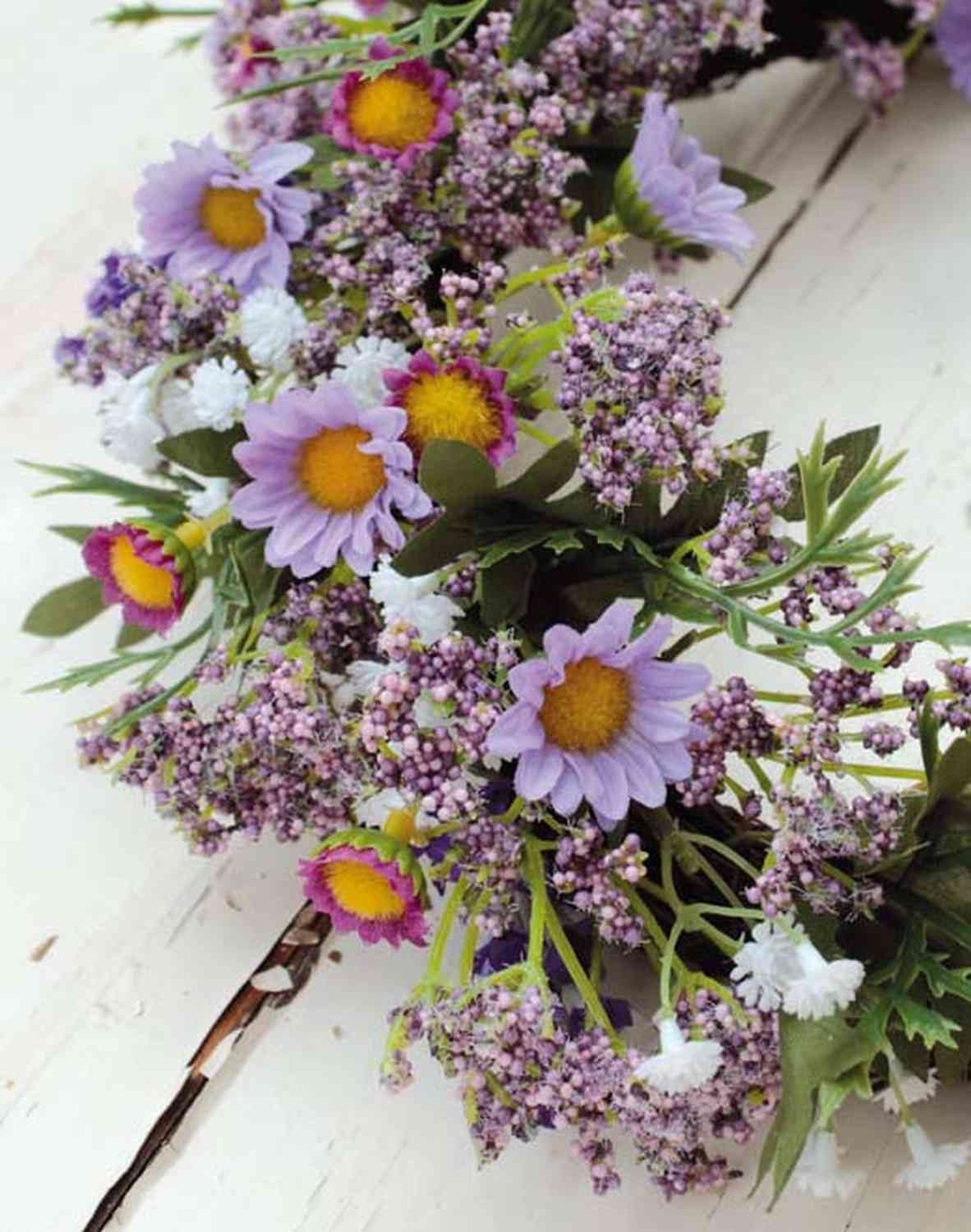 Kunstkranz Lavendelkranz künstlich AJILA, Gypsophila, Gänseblümchen, lila, Ø30cm, artplants
