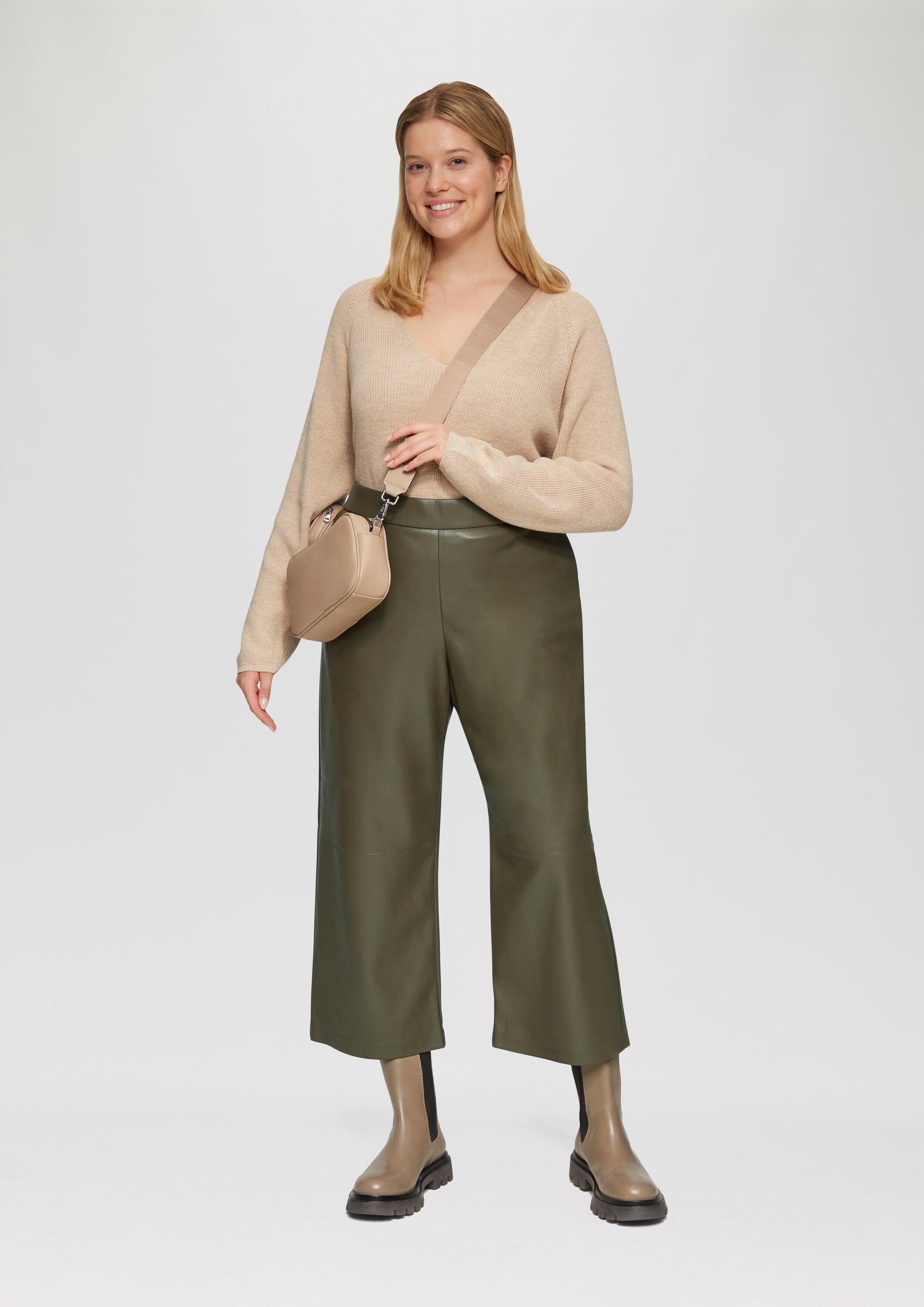 s.Oliver Culotte Hose Culotte aus Lederimitat mit Nahtdetails – Bild 5 von 5