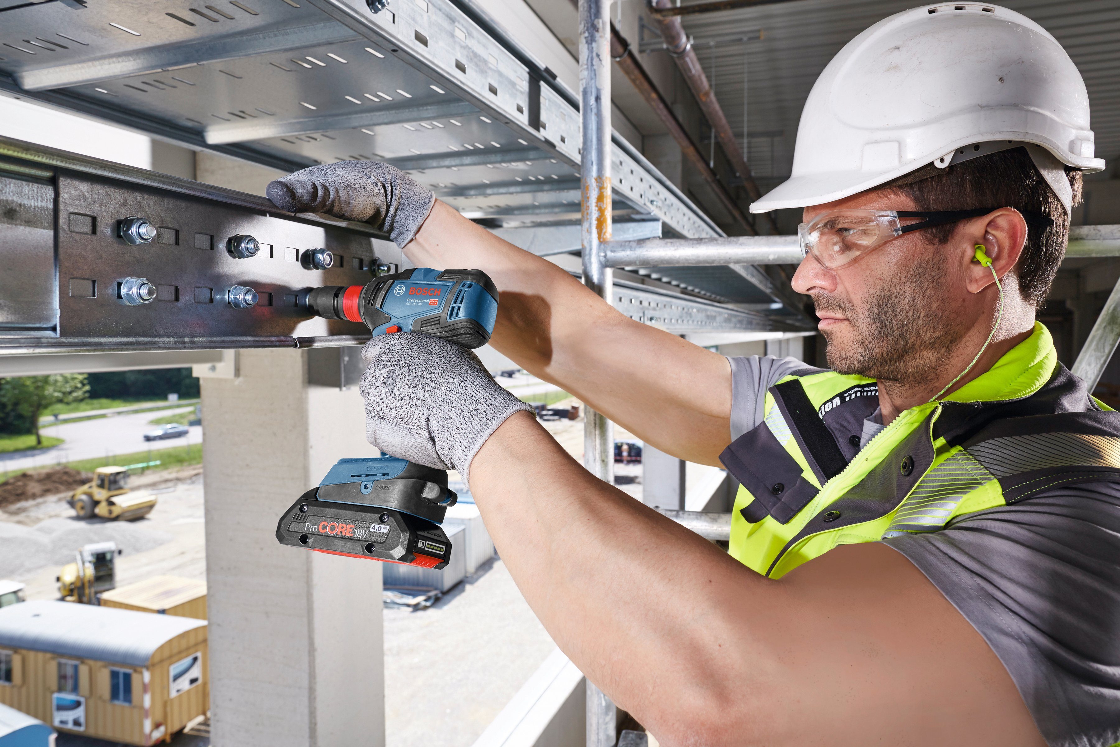 Bosch Professional Akku-Drehschlagschrauber GDX 18V-200 Professional, 3400 U/min, 200 Nm, mit L-BOXX, ohne Akku und Ladegerät – Bild 4 von 4