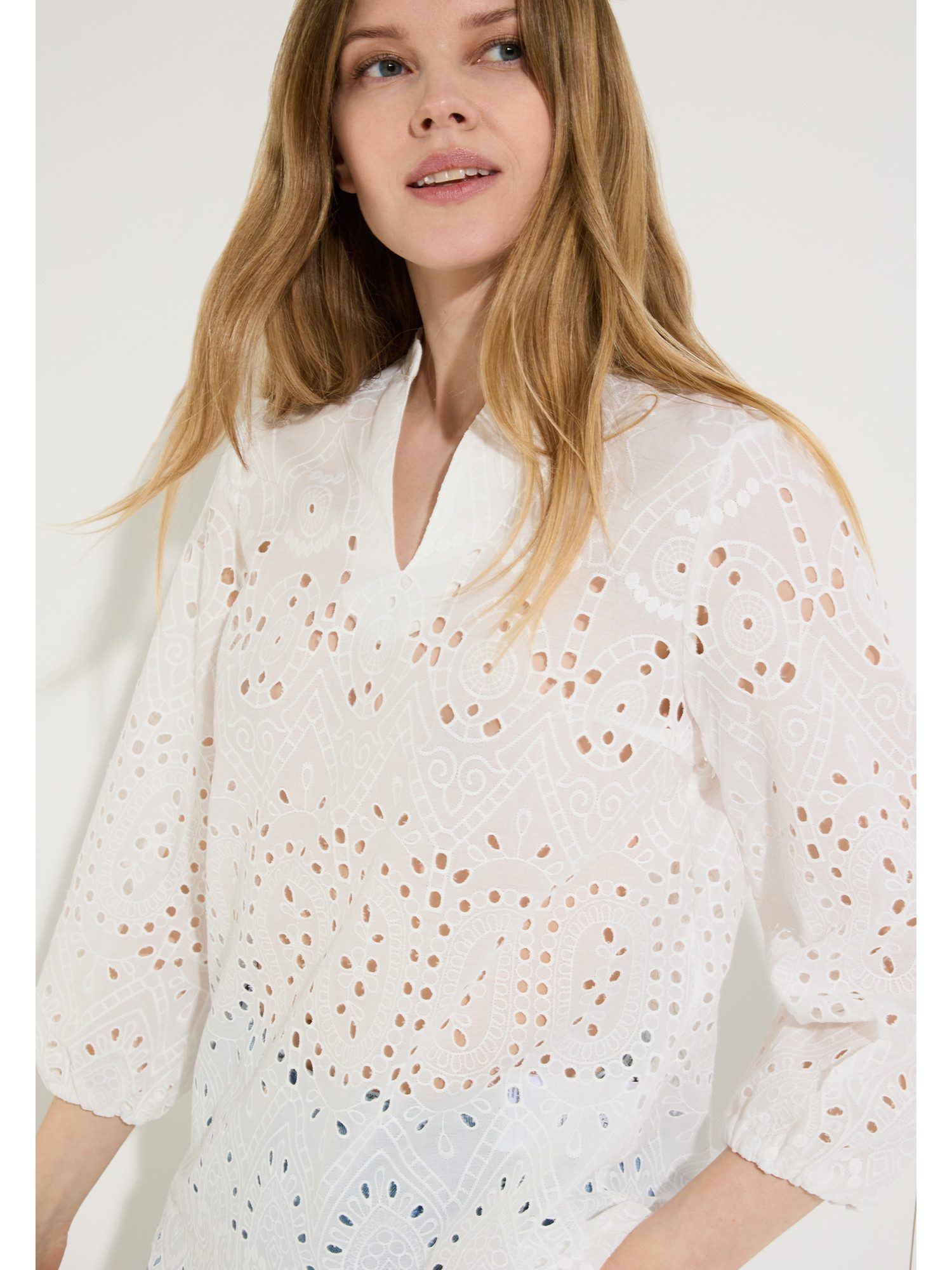 MORE&MORE Klassische Bluse legere Lochspitzen-Schlupfbluse, 3/4 Arm