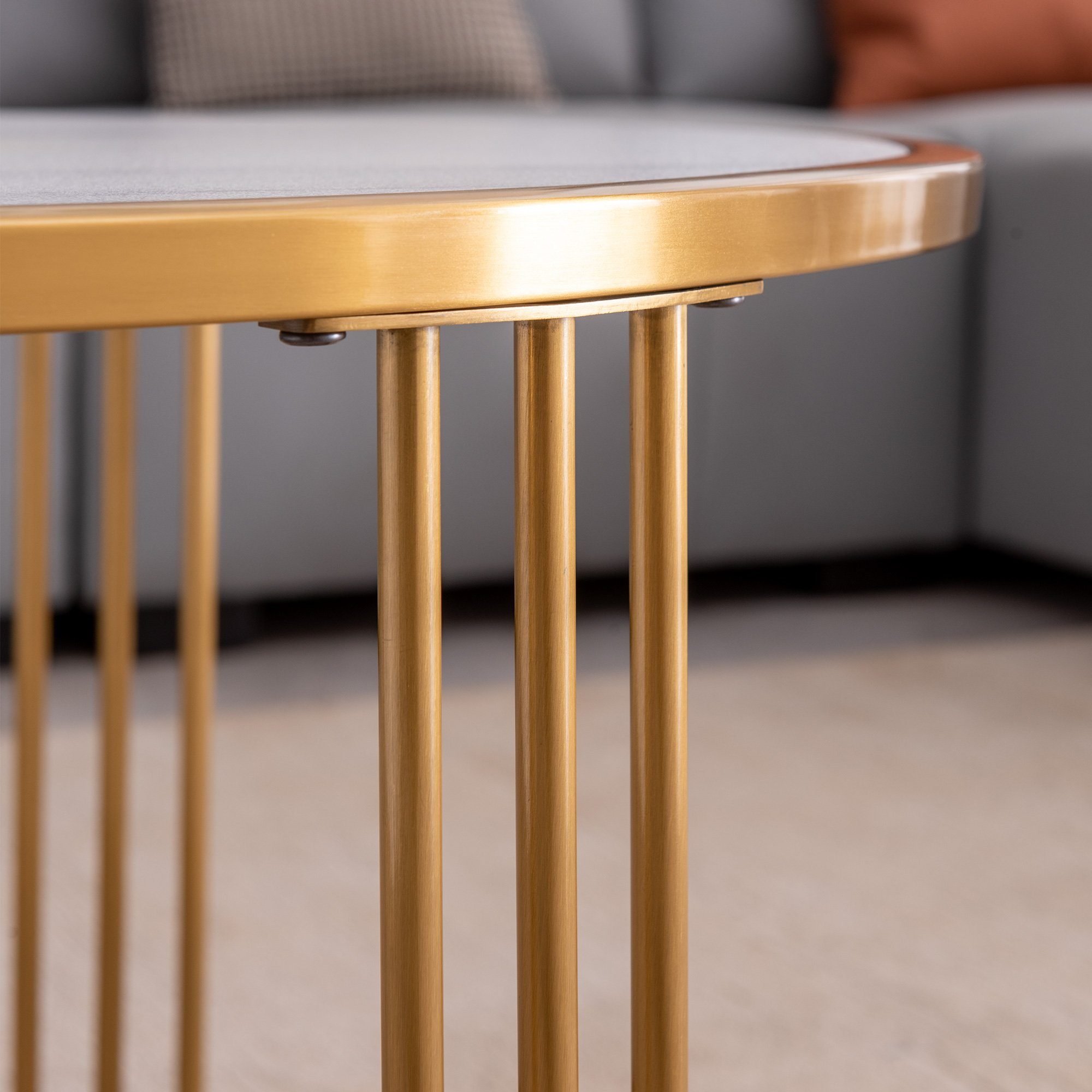 goldenem Tischplatte WISHDOR Schiefer Couchtisch (Golden), Edelstahlrahmen zu Runder aus aus Couchtisch Stein mit gesintertem Edelstahlrahmen Einfach montieren