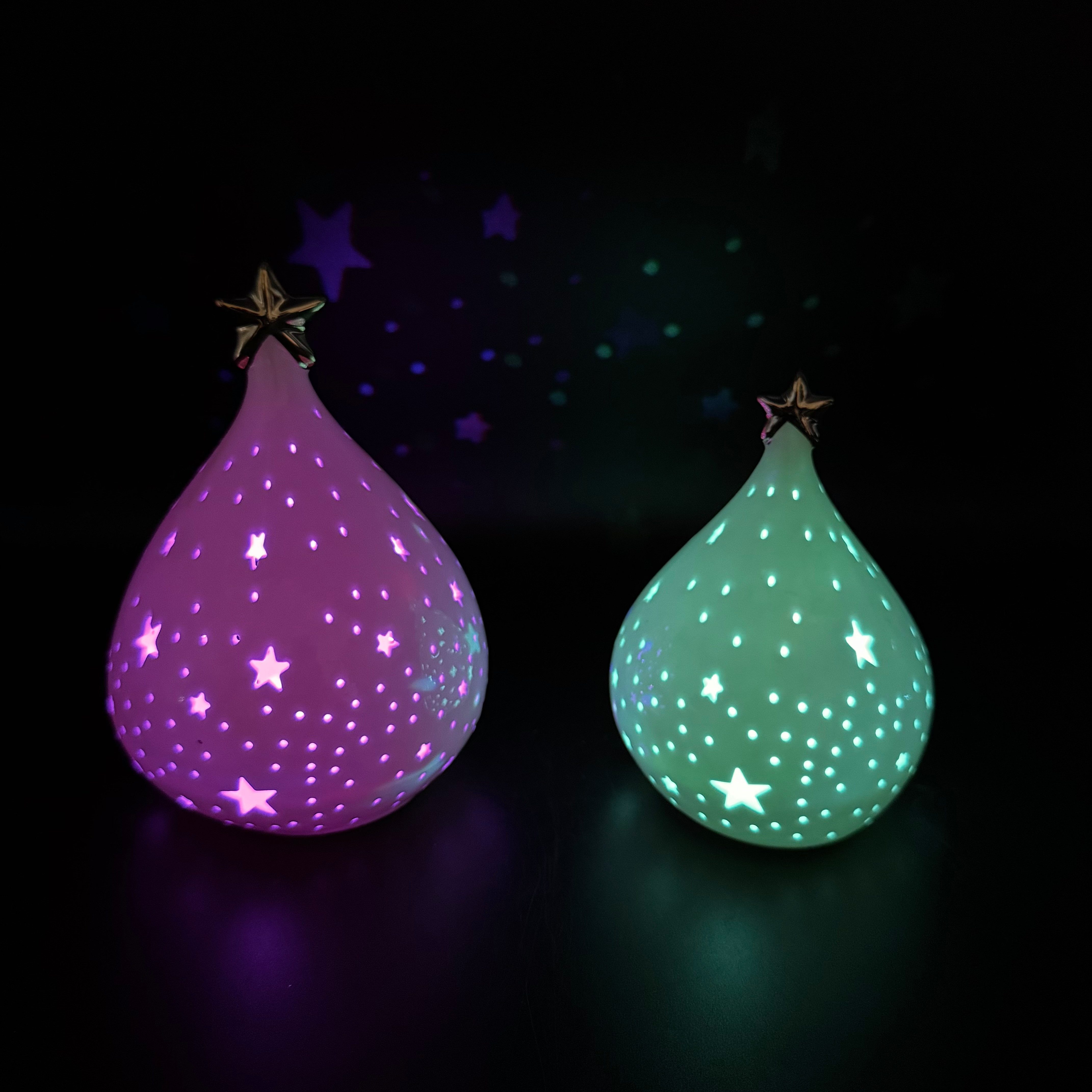 Online-Fuchs LED-Dekofigur Keramik Tropfen mit LED-Beleuchtung und Timer - Deko Herbst & Winter (warmweiß oder seichter Farbwechsel wählbar, 14 & 17 cm groß), i – Bild 4 von 5