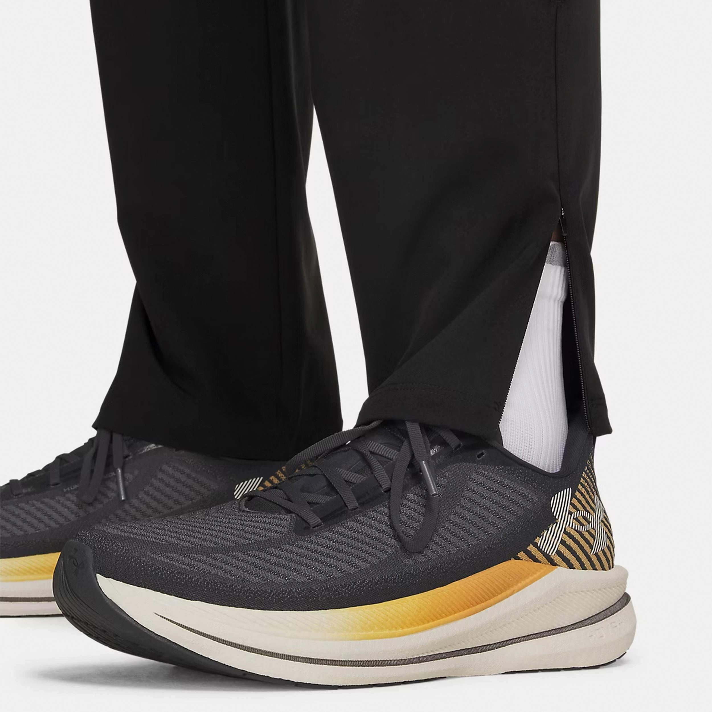 Under Armour® Laufhose Velociti Track