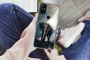 MuchoWow Handyhülle Elefant - Tiere - Licht - Wald - Natur - Wildtiere, Phone Case, Handyhülle OnePlus Nord N10 5G, Silikon, Schutzhülle