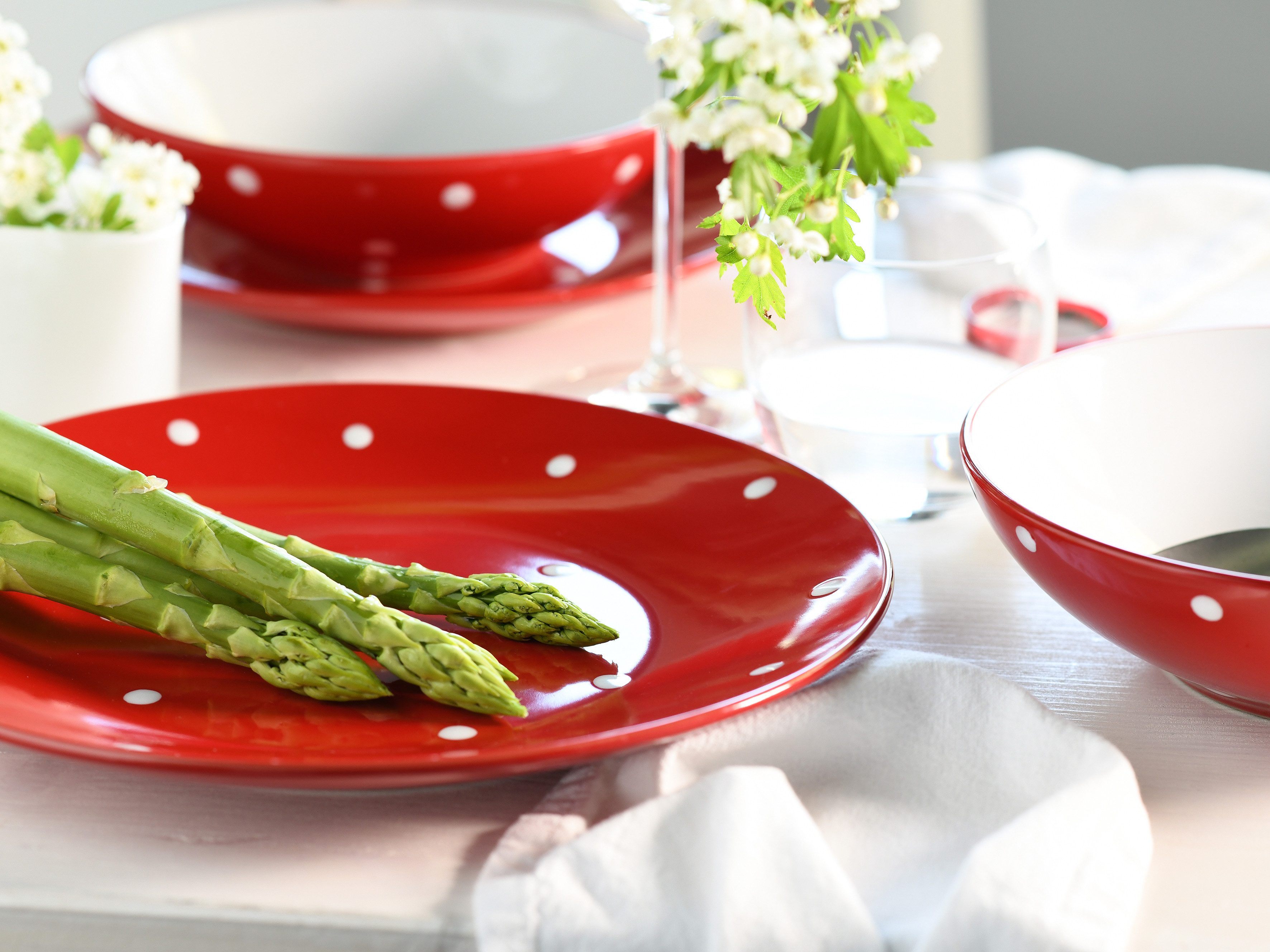 CreaTable Tafelservice Polka Dots, Service 12-tlg. (12-tlg), 6 Personen, Steinzeug, Teller Set, Fröhliche Farbgebung, Polka Dots