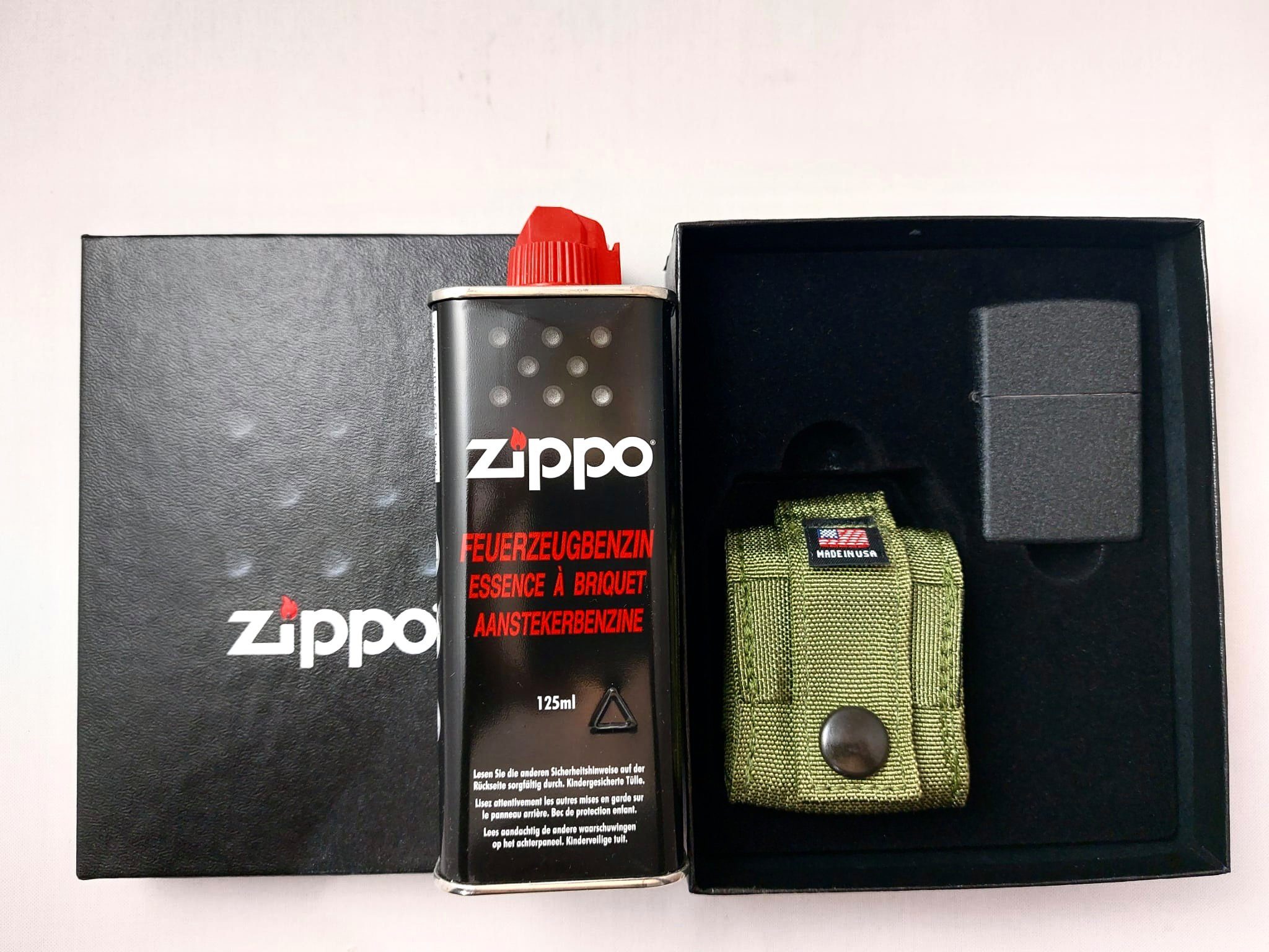 Zippo Feuerzeug Black Crackle Set mit Nylon Pouch oliv grün + 1 x gratis Benzin