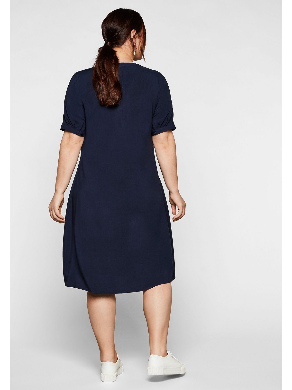 Sheego Sommerkleid Große Größen aus leichter Viskose, in A-Linie