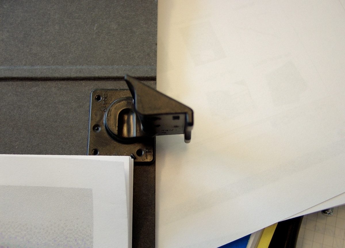 LEITZ Hefter Hängeordner 180Grad A4 Hartpappe schmal schwarz