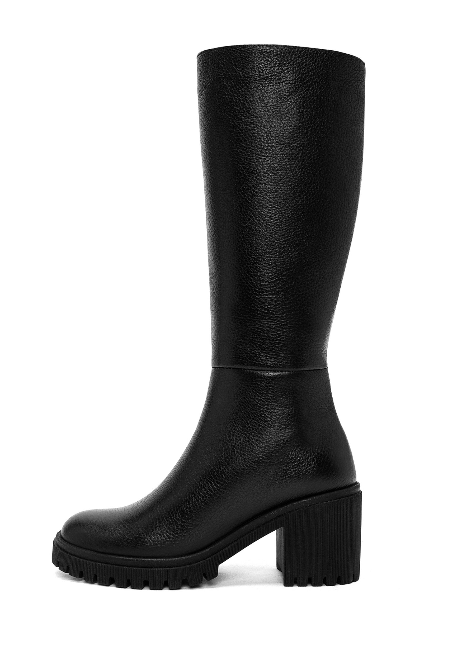 Derimod Absatzstiefel aus Leder Bootsschuh