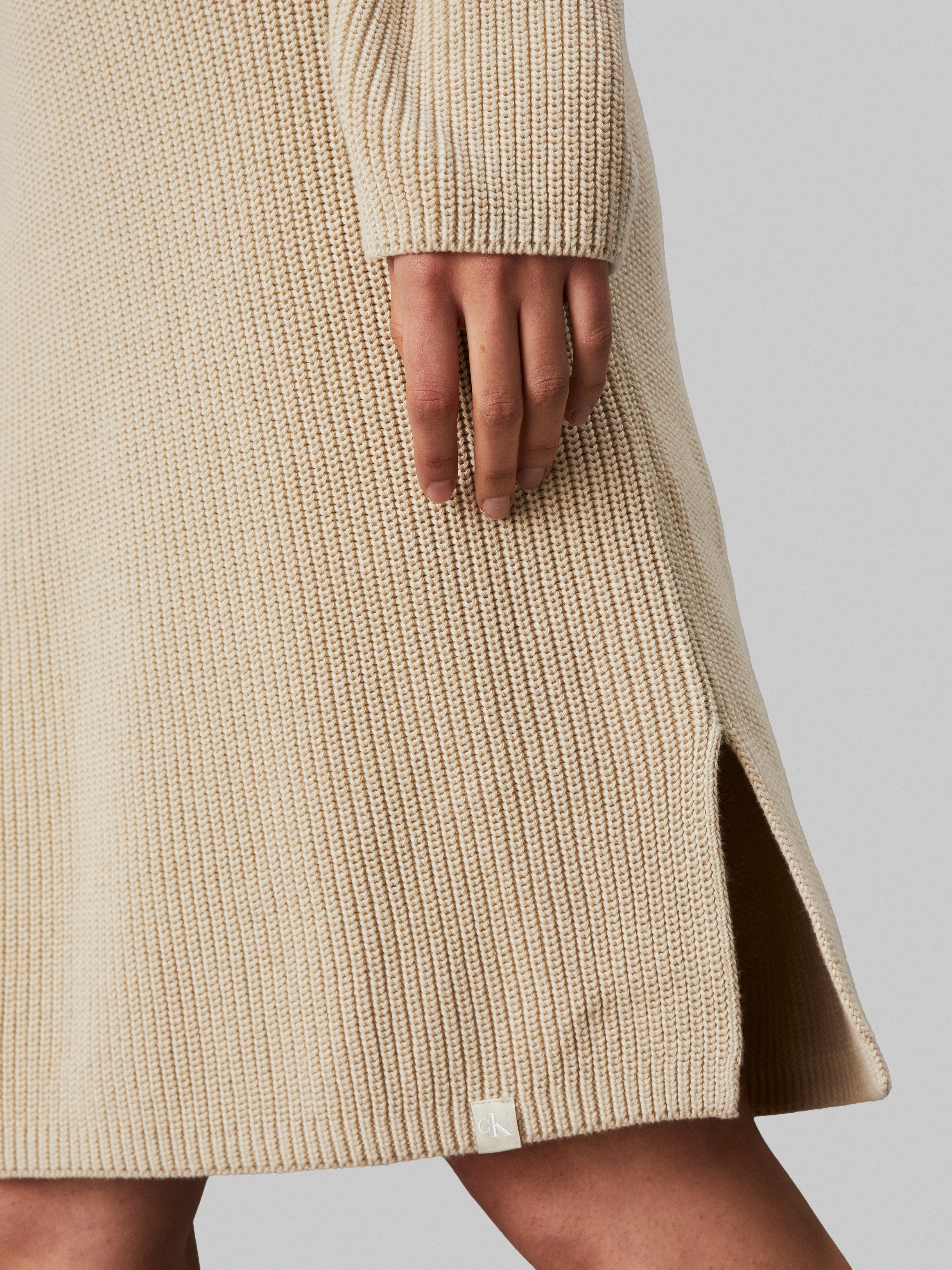 Calvin Klein Jeans Strickkleid CHUNKY LOOSE SWEATER DRESS mit Logopatch