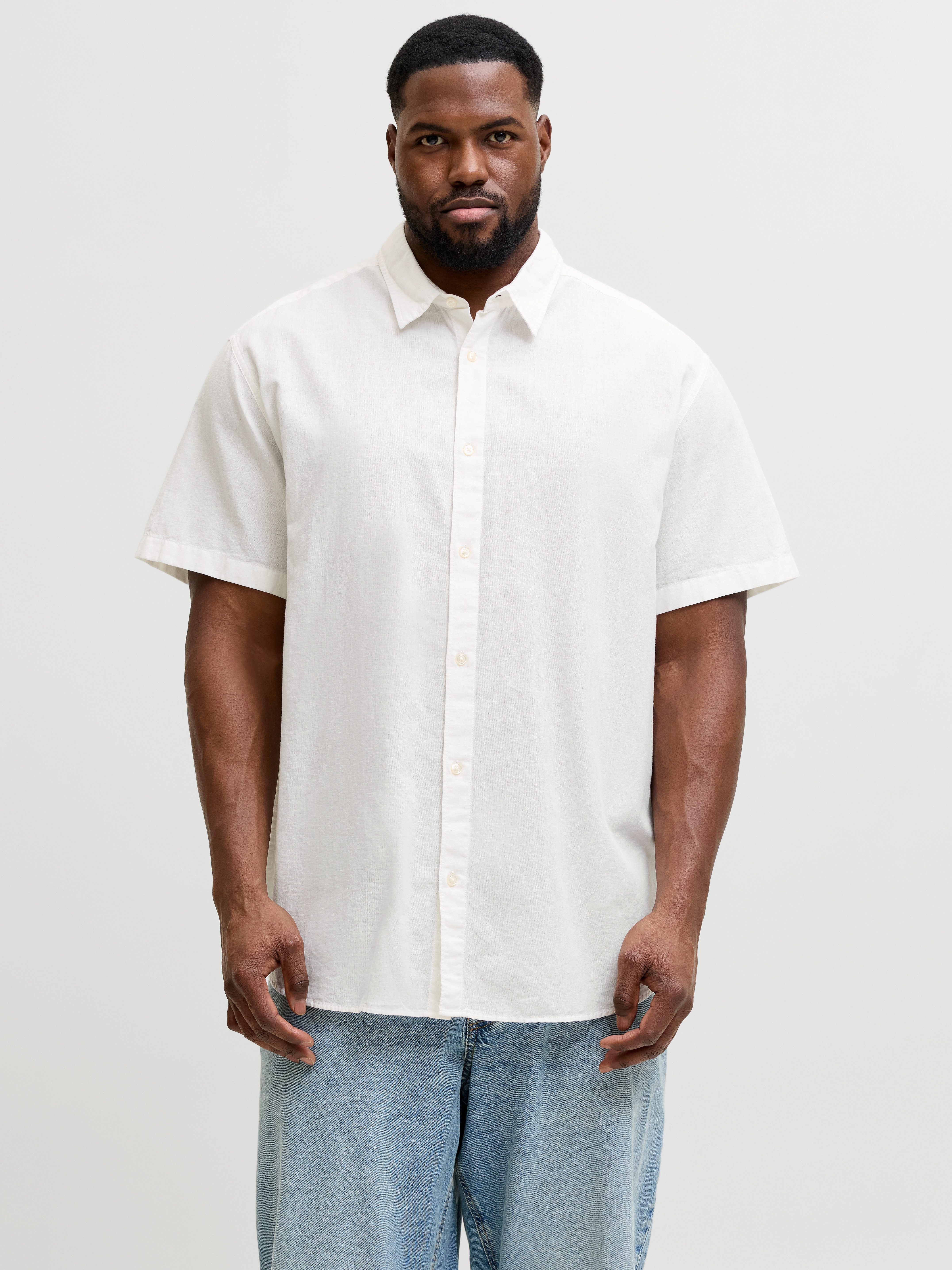 Jack & Jones PlusSize Kurzarmhemd JJEBREEZE LINEN BLEND SHIRT S/S SN PLS mit Leinen, regular fit