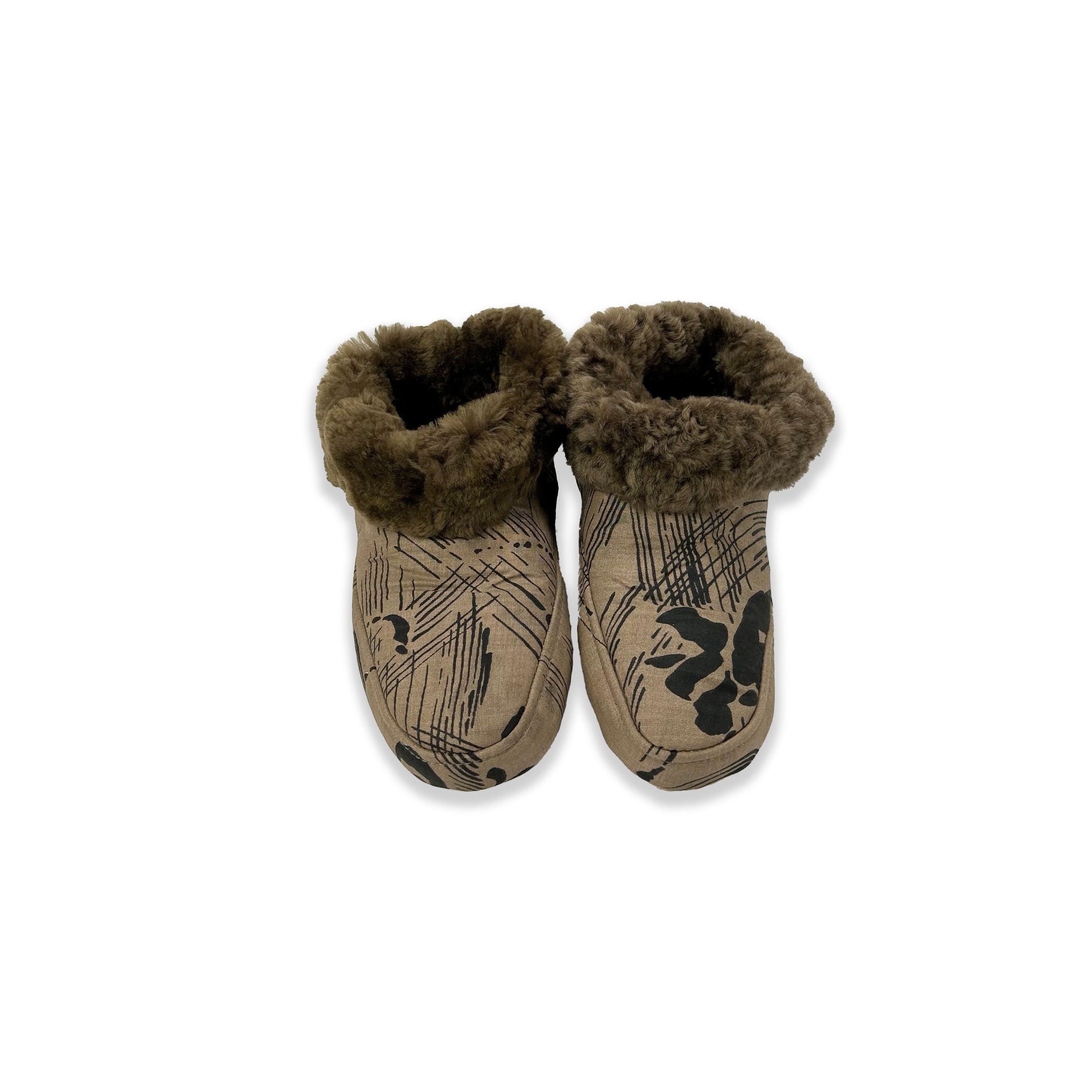 Reissner Lammfelle Hausschuhe Hüttenschuh Lammfell Modell MILAN Hüttenschuhe – Bild 4 von 4