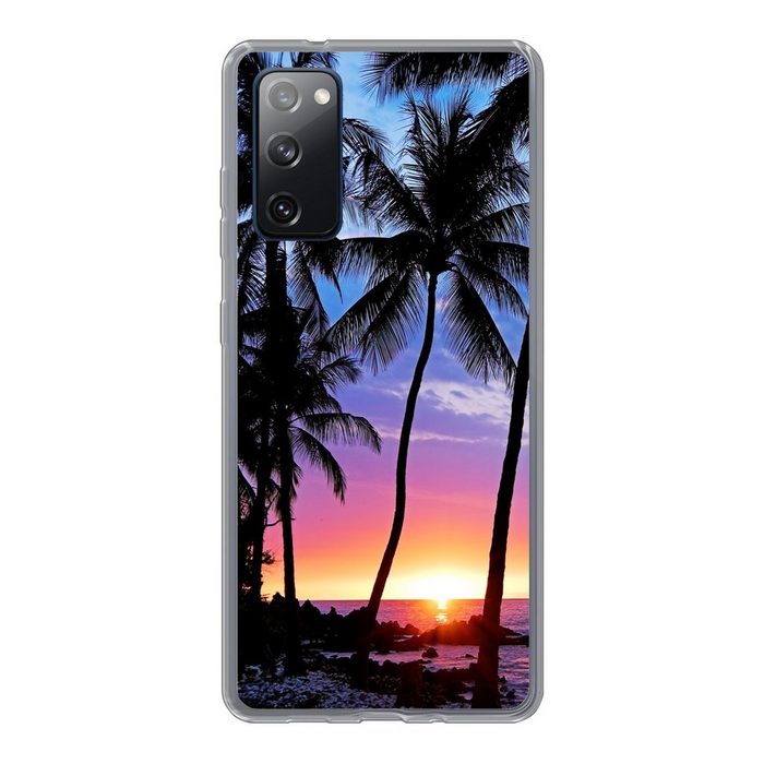 MuchoWow Handyhülle Der farbenprächtige Sonnenuntergang hinter einer Reihe von Palmen auf Phone Case Handyhülle Samsung Galaxy S20 FE Silikon Schutzhülle