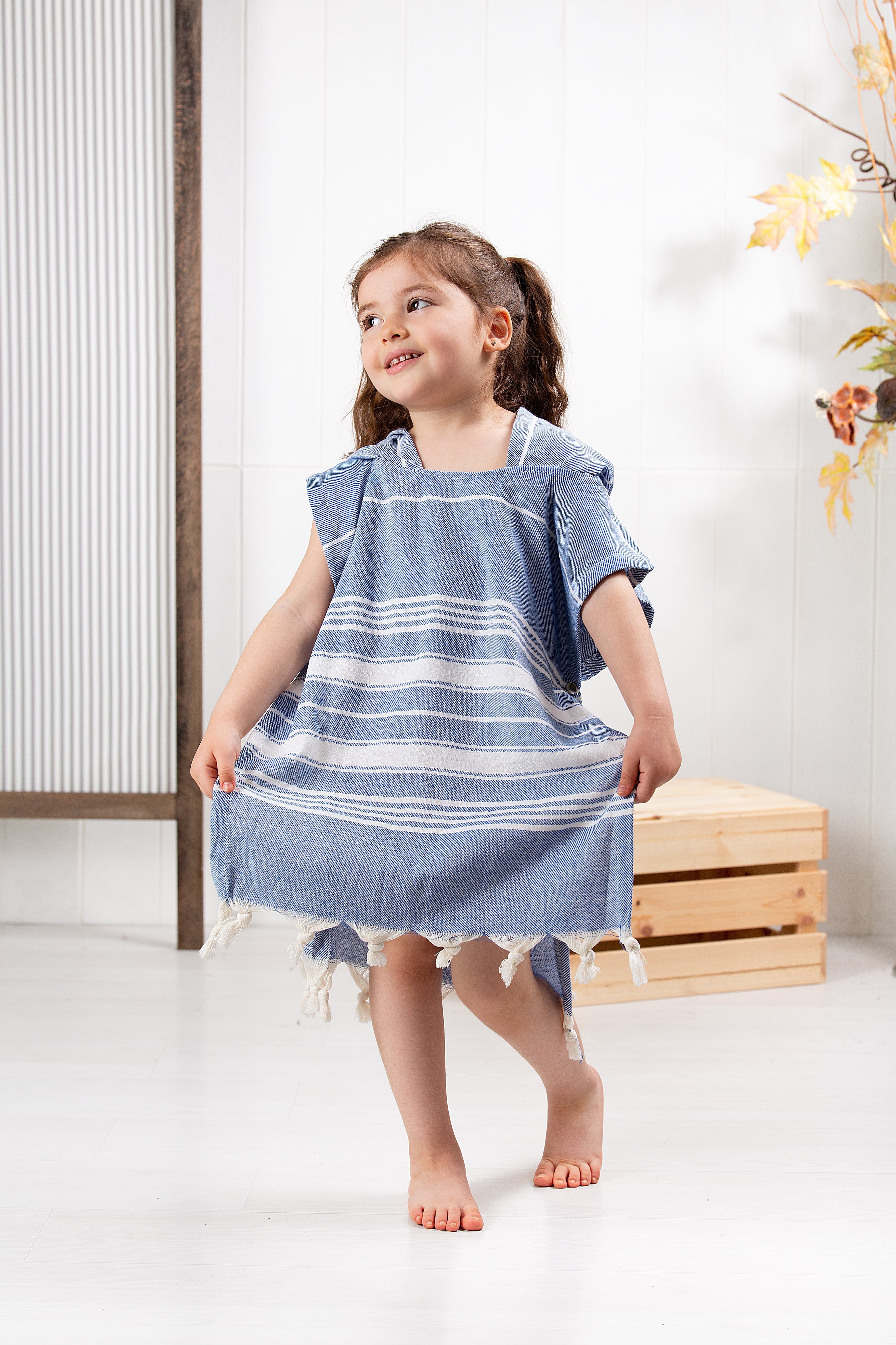 Formeya Kinderbademantel Kinder Badeponcho aus 100 % Baumwolle Peshtemal – Bild 4 von 5