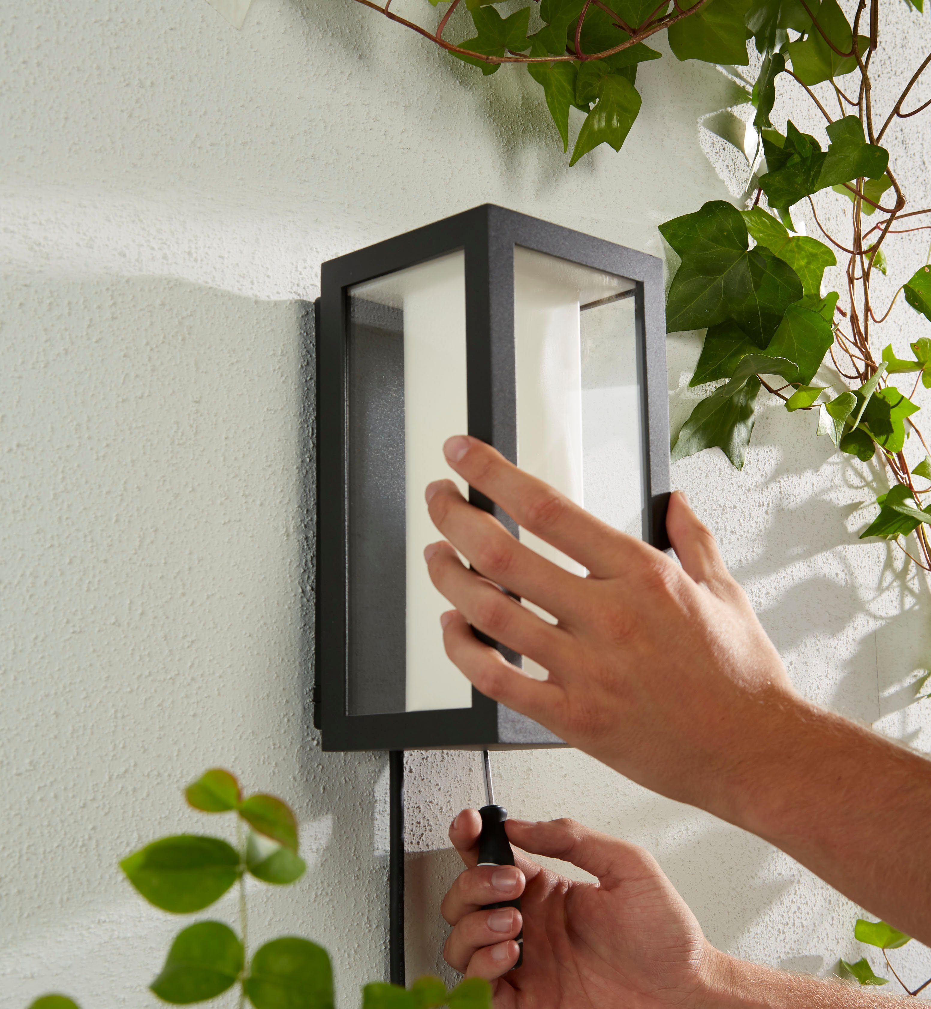 Philips Hue LED Außen-Wandleuchte Impress, Dimmfunktion, Farbsteuerung, Smart Home, Timerfunktion, LED fest integriert, Farbwechsler, inkl. Verlängerungskabel und Verbindungselement