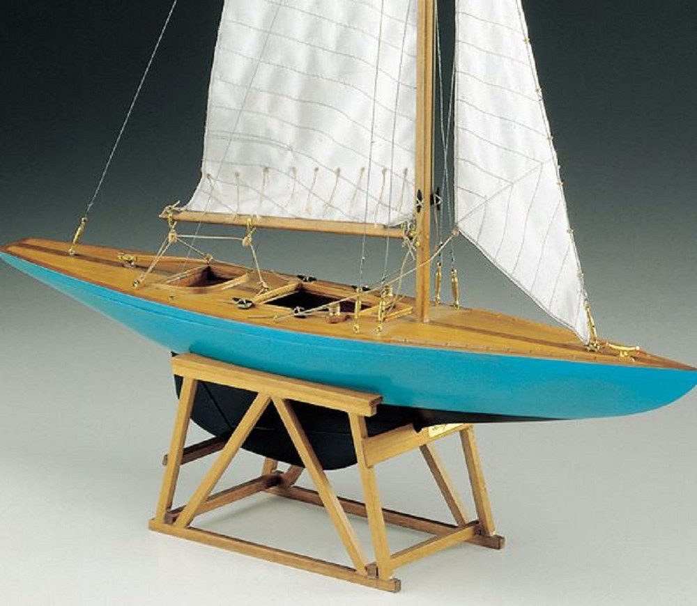 COREL Modellbausatz Corel Schiff Segeljacht 5,5m Klasse 1:25 Baukasten