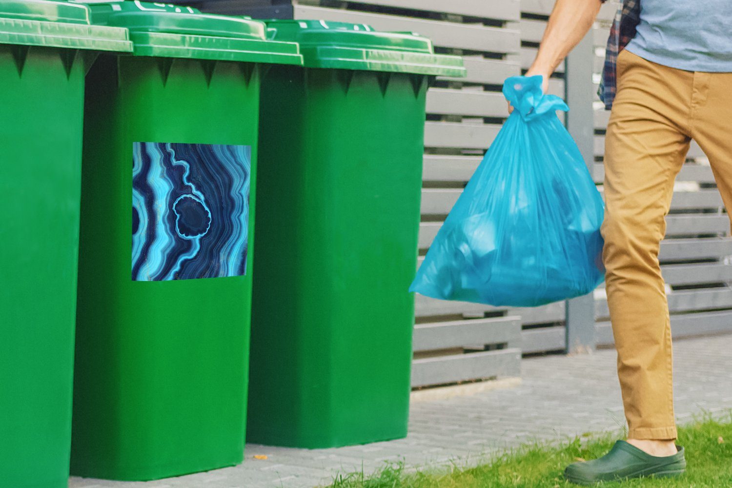 Achat Edelstein Abfalbehälter - Sticker, Neon Blau Container, (1 St), Wandsticker MuchoWow - Mülleimer-aufkleber, - Mülltonne,