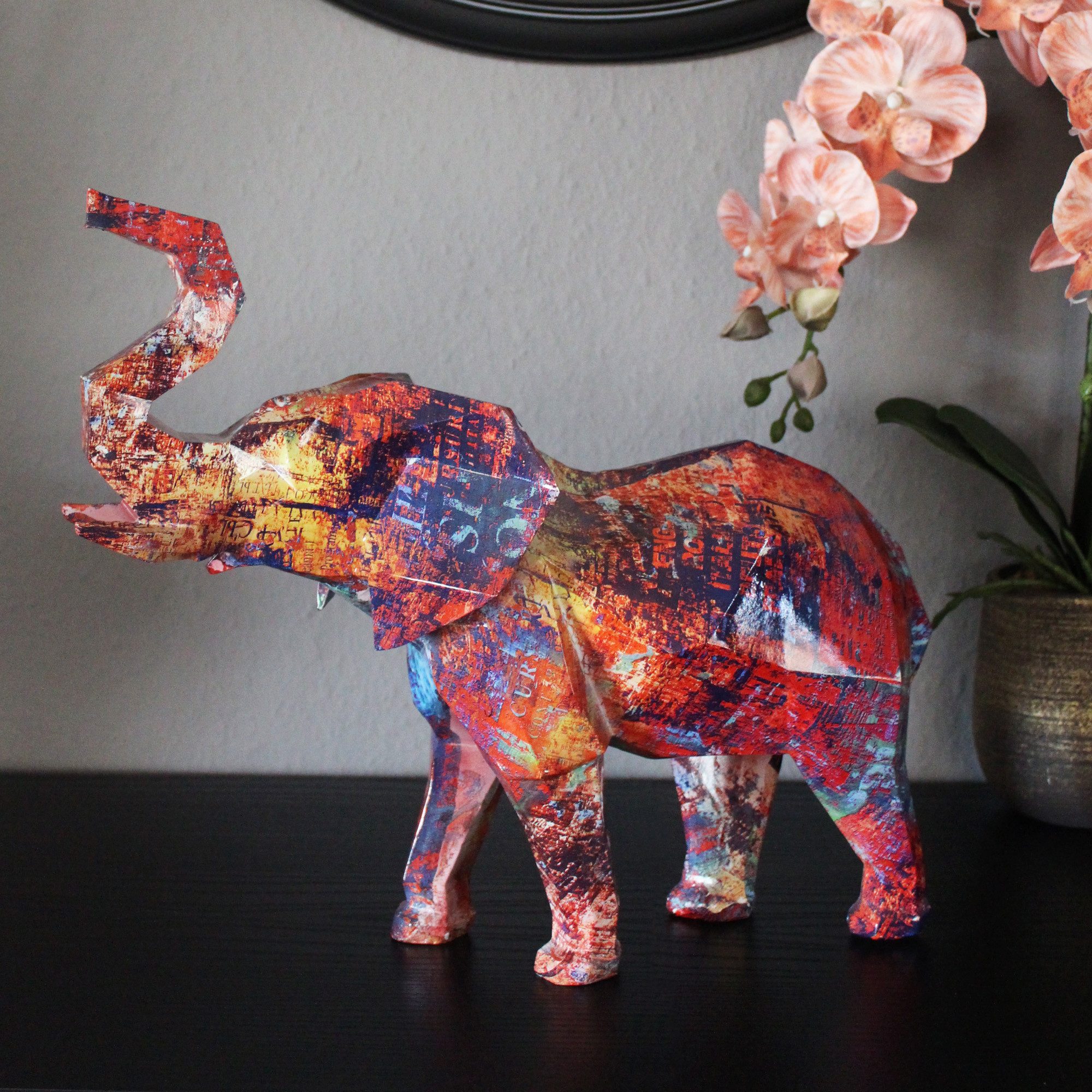 Arnusa Dekofigur Elefant 38 cm Modernes Pop Art und Graffiti Design geometrisch, Skulptur Dekoration