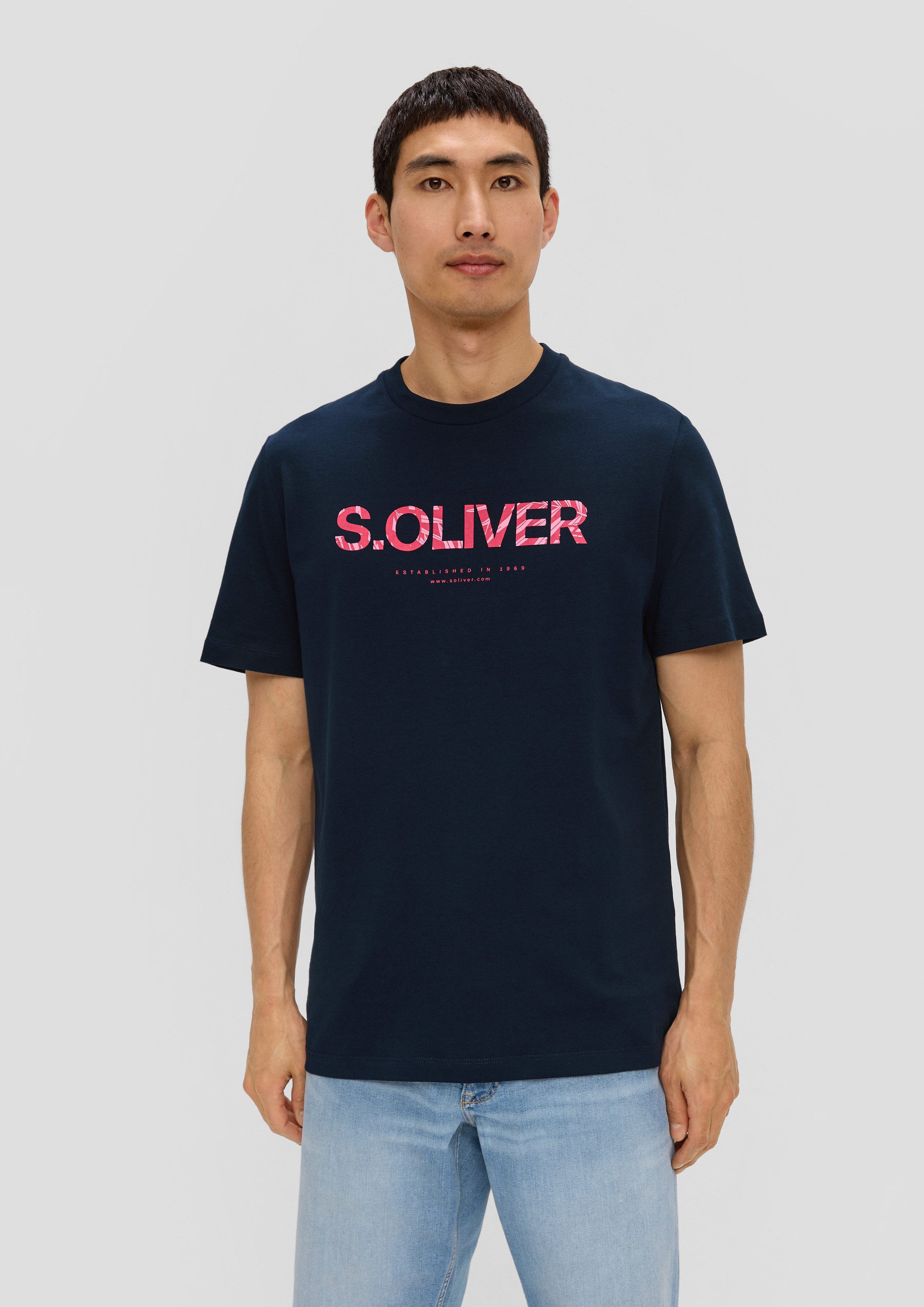 s.Oliver Kurzarmshirt T-Shirt T-Shirt mit Frontprint