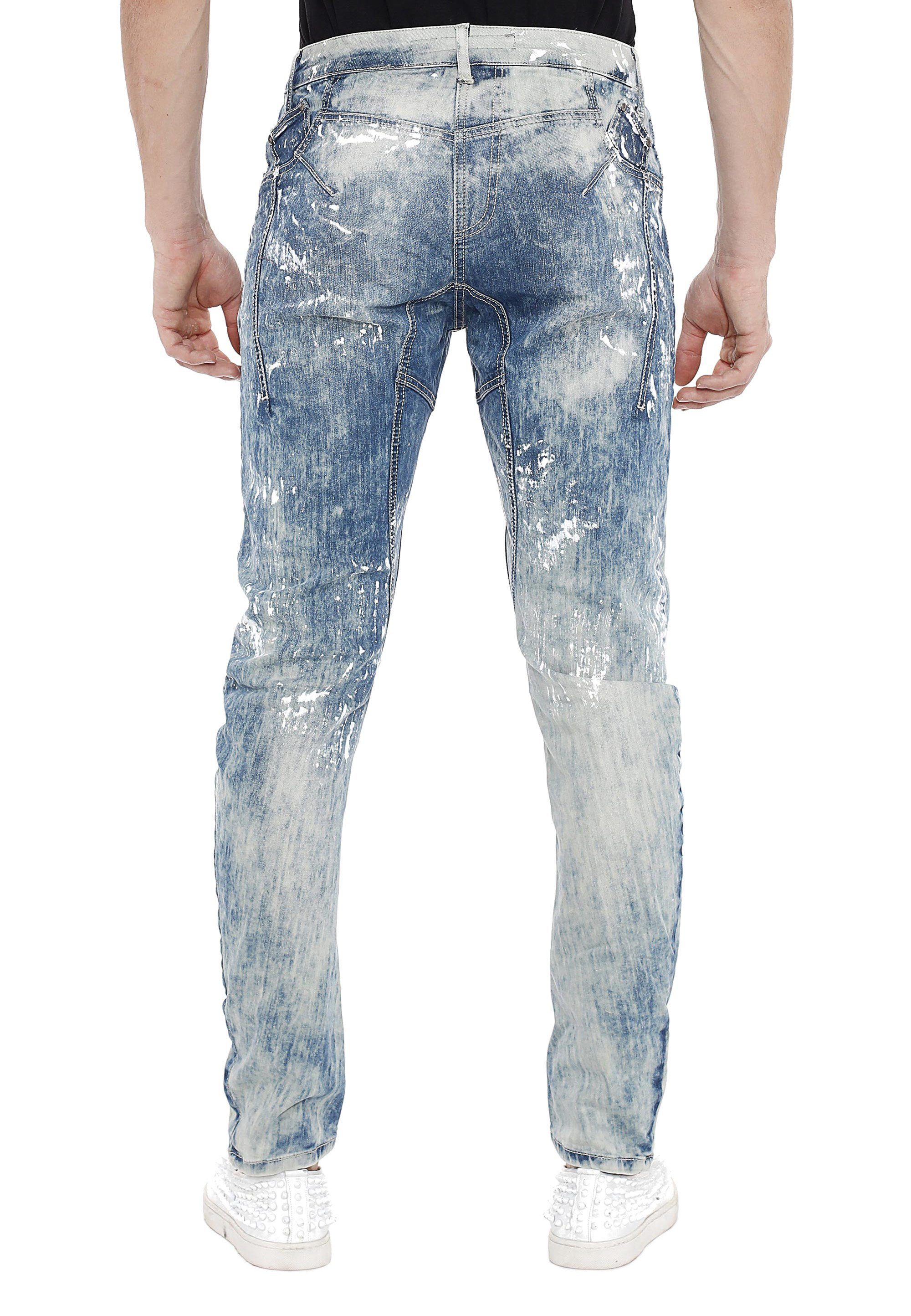 Cipo & Baxx Bequeme Jeans coolen mit Farbspots